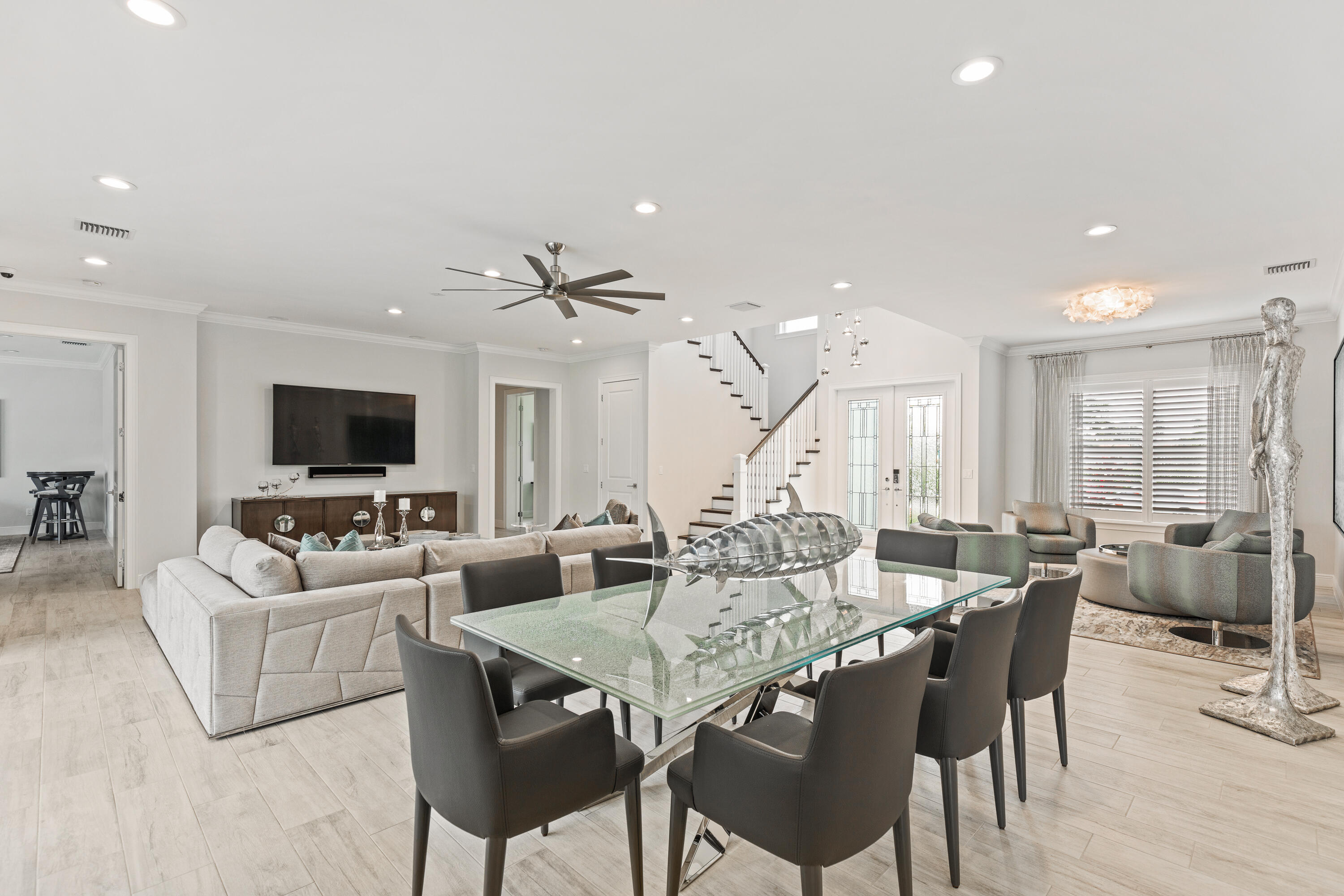 PIRATES COVE - Residential