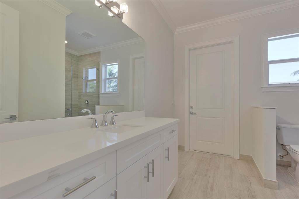 PIRATES COVE - Residential