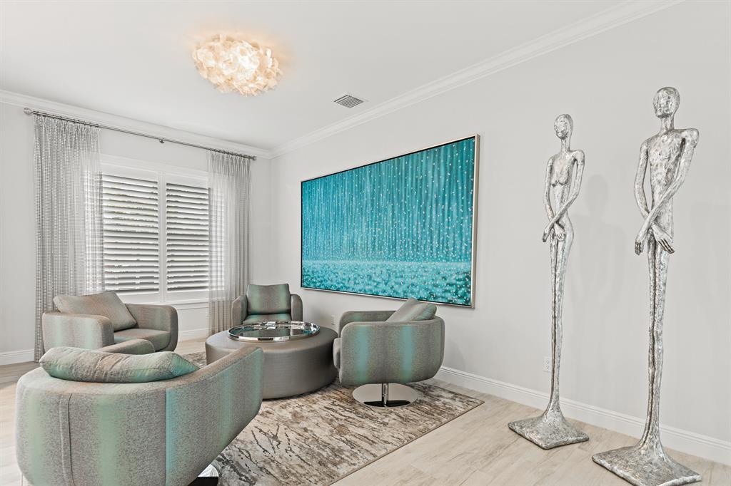 PIRATES COVE - Residential