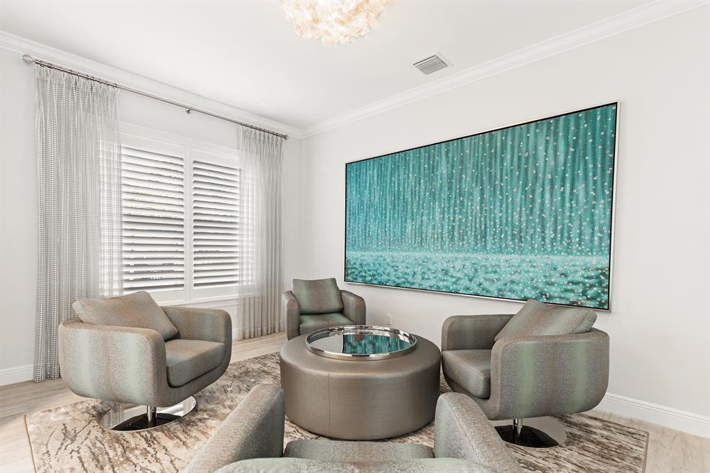 PIRATES COVE - Residential