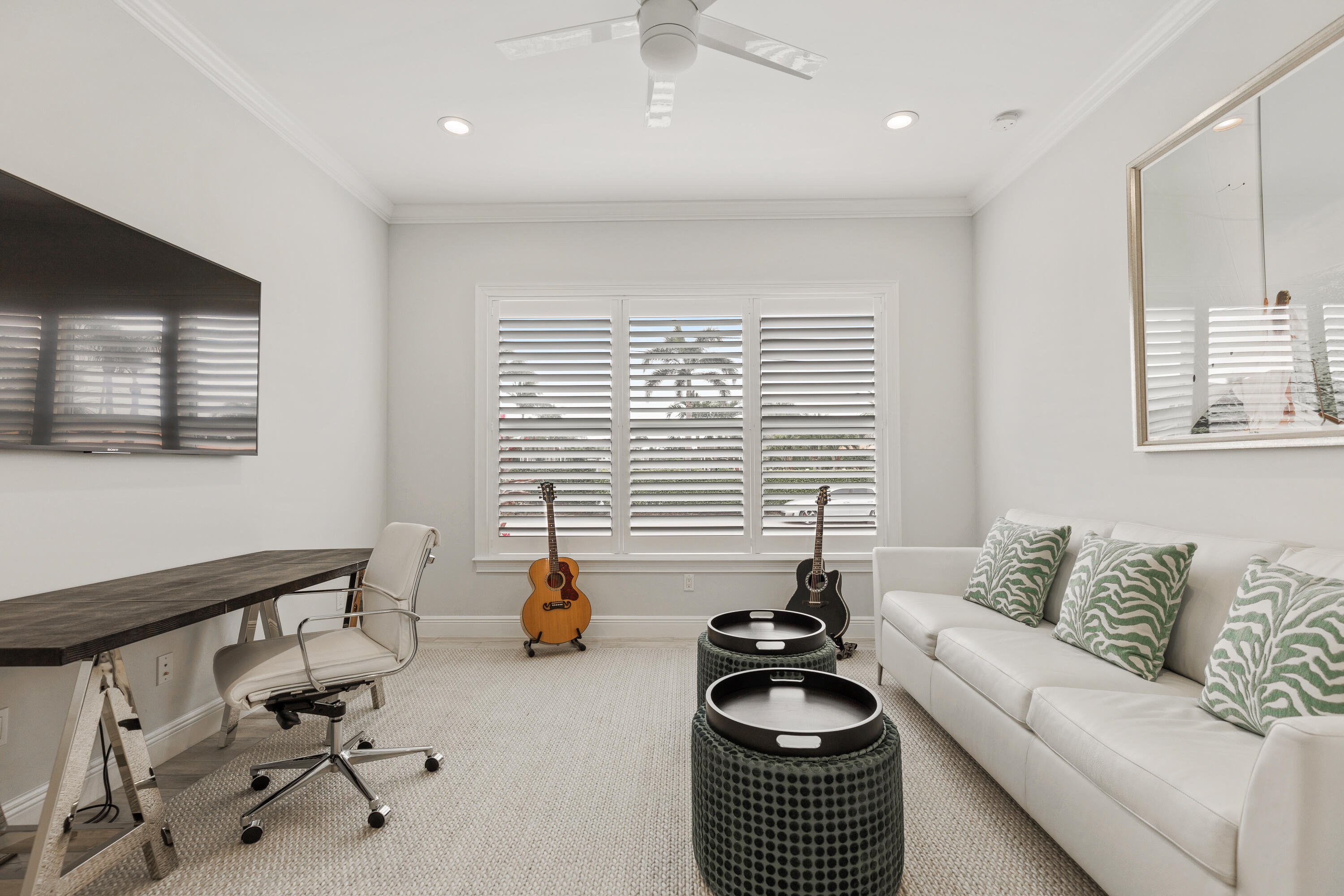 PIRATES COVE - Residential