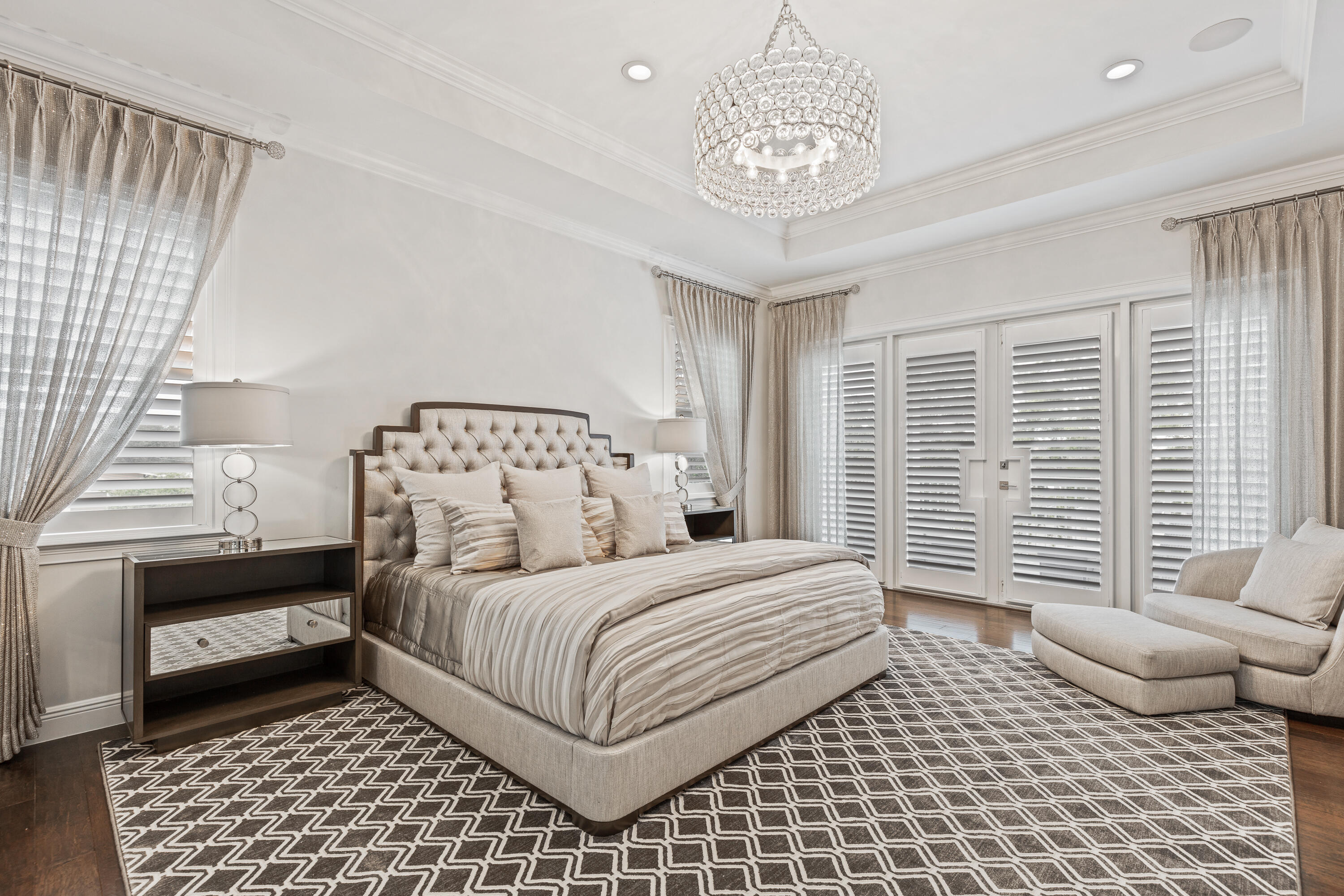 PIRATES COVE - Residential