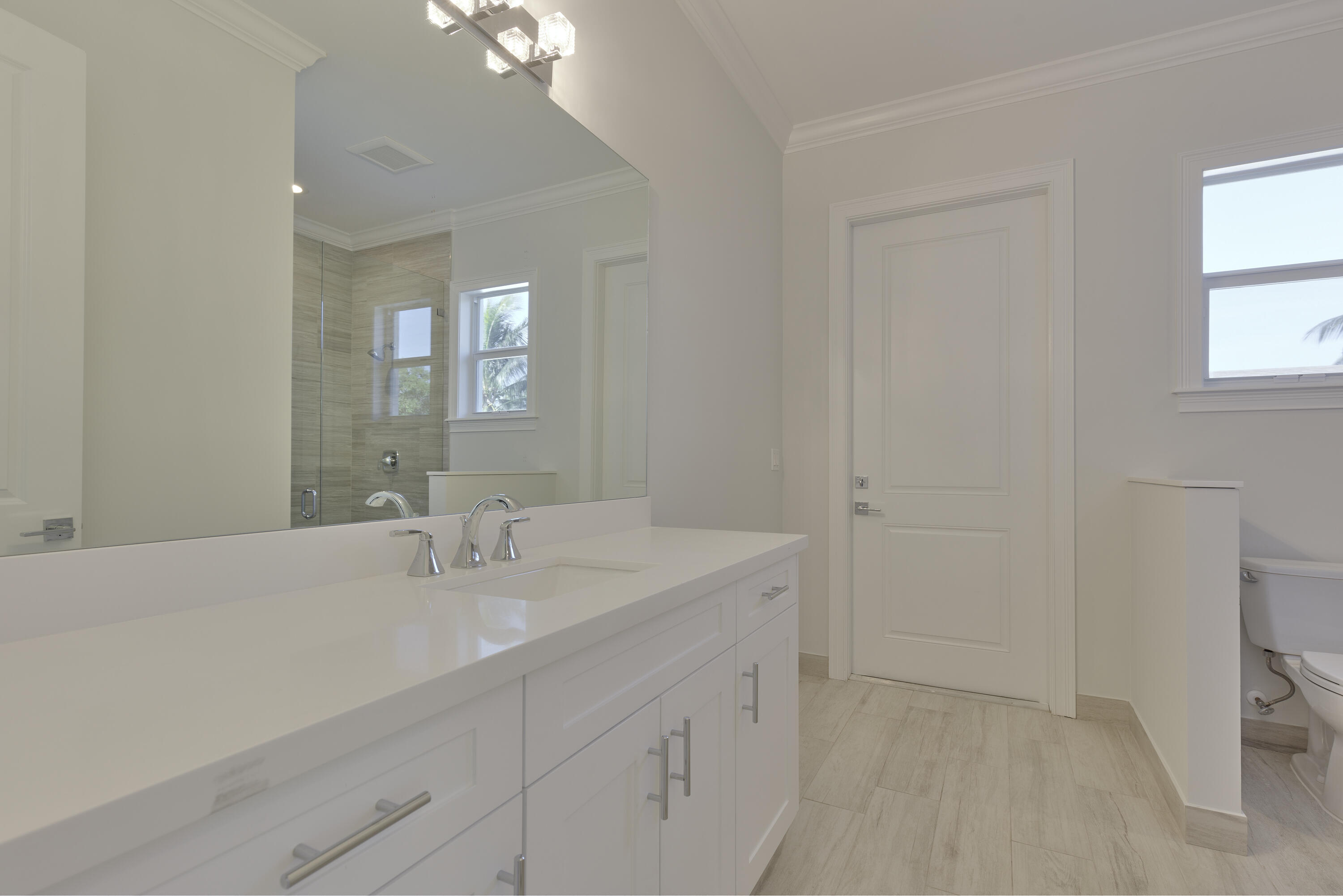 PIRATES COVE - Residential