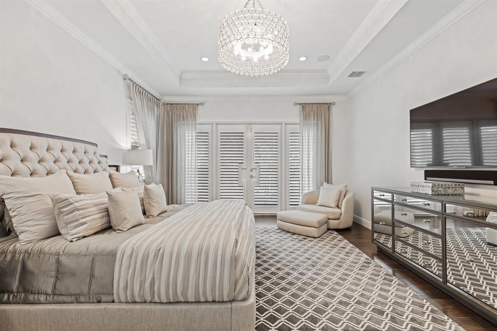 PIRATES COVE - Residential