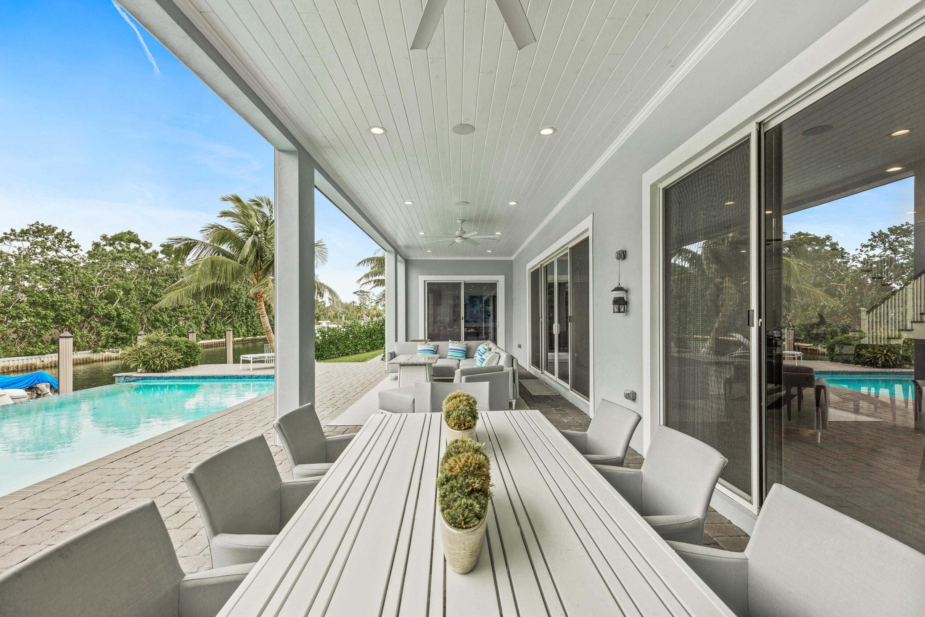 PIRATES COVE - Residential