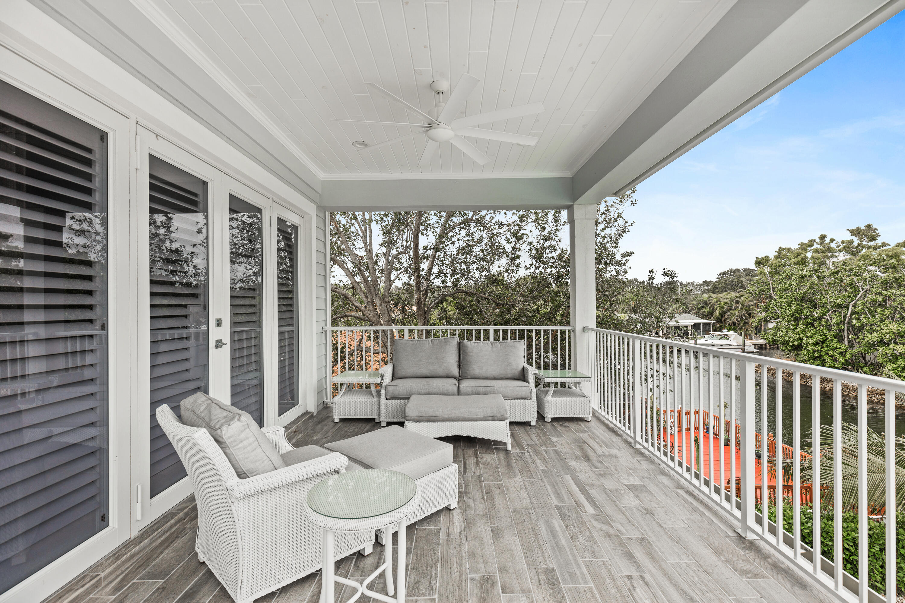 PIRATES COVE - Residential