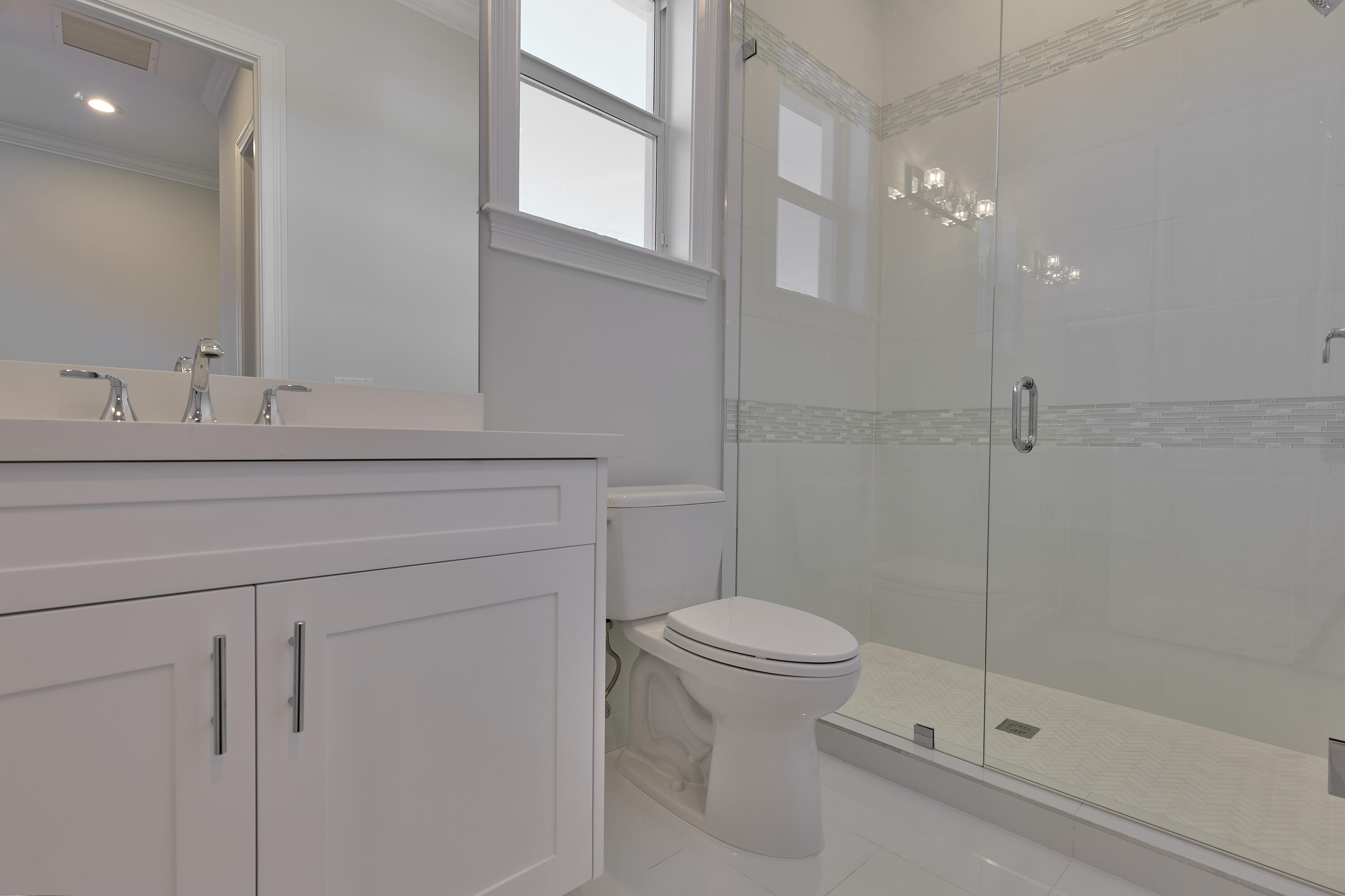 PIRATES COVE - Residential