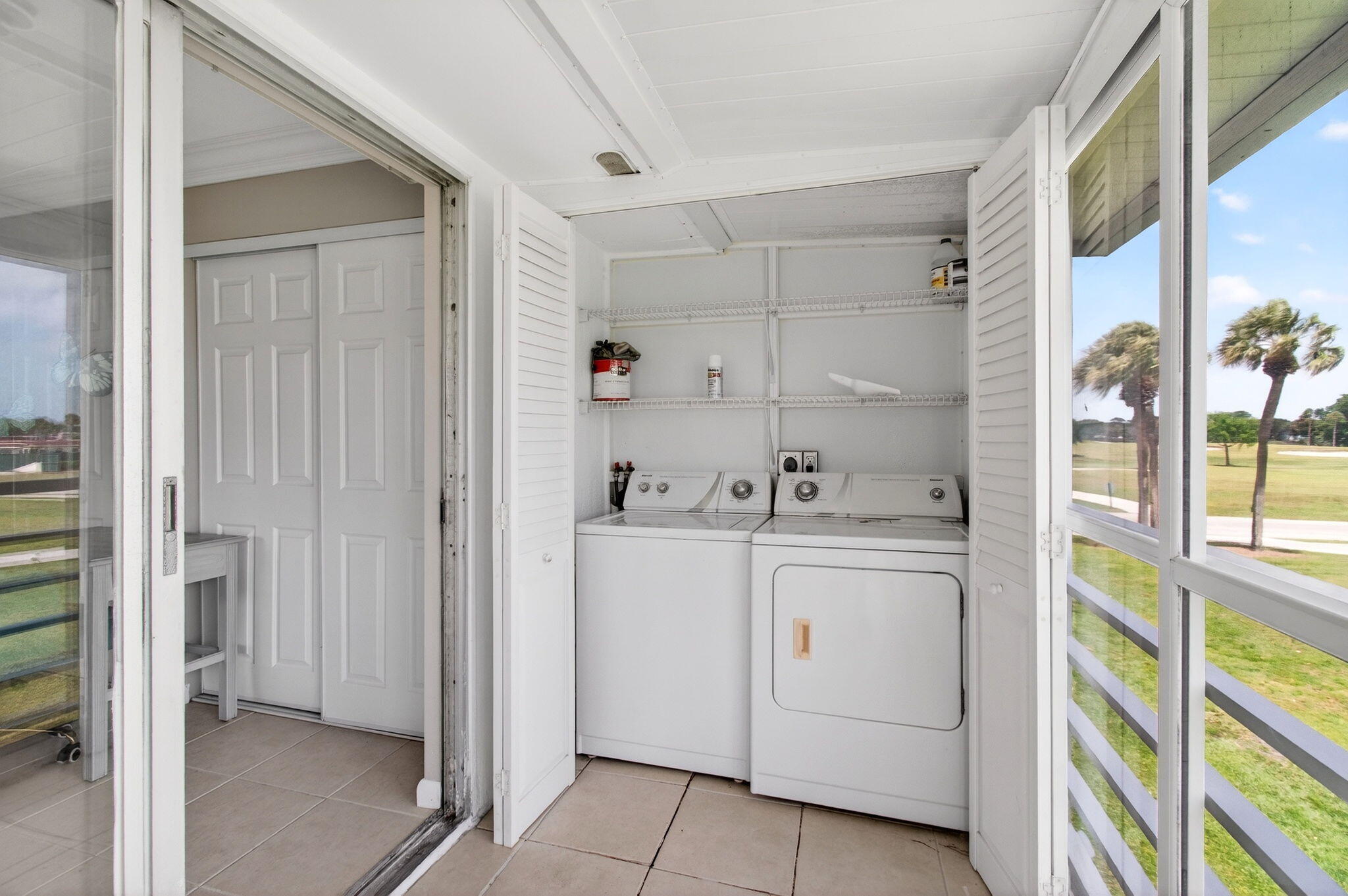 KINGS POINT - Residential