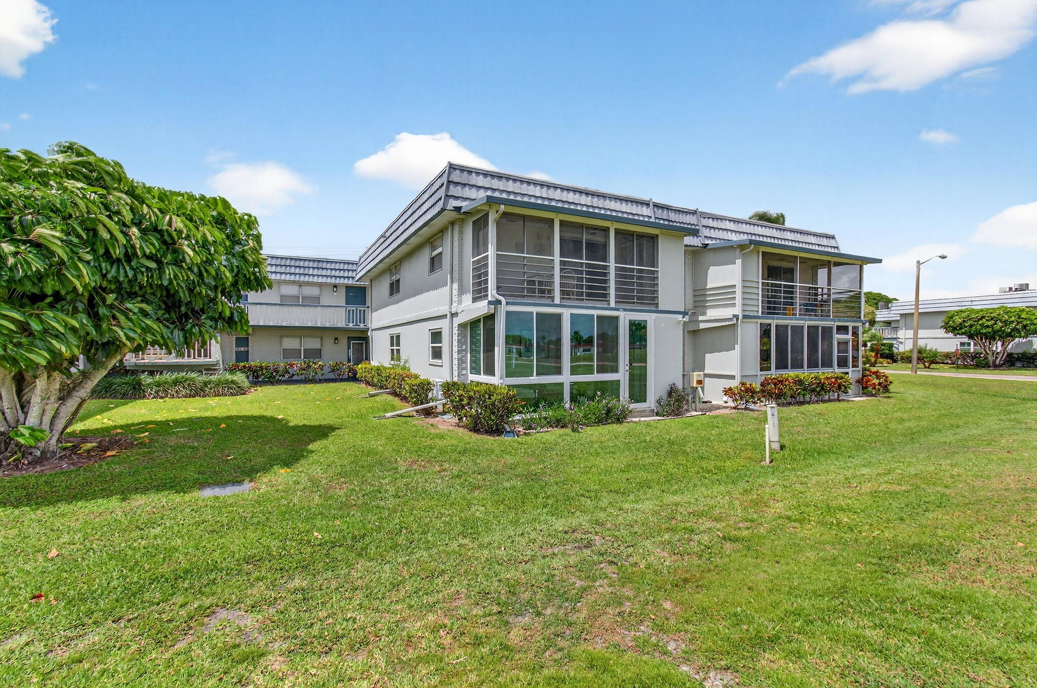 KINGS POINT - Residential