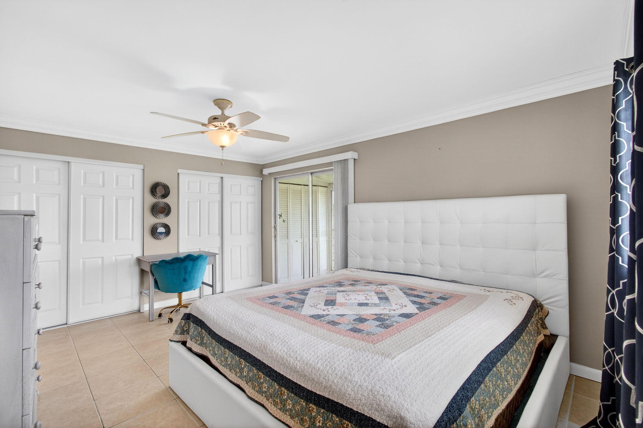 KINGS POINT - Residential