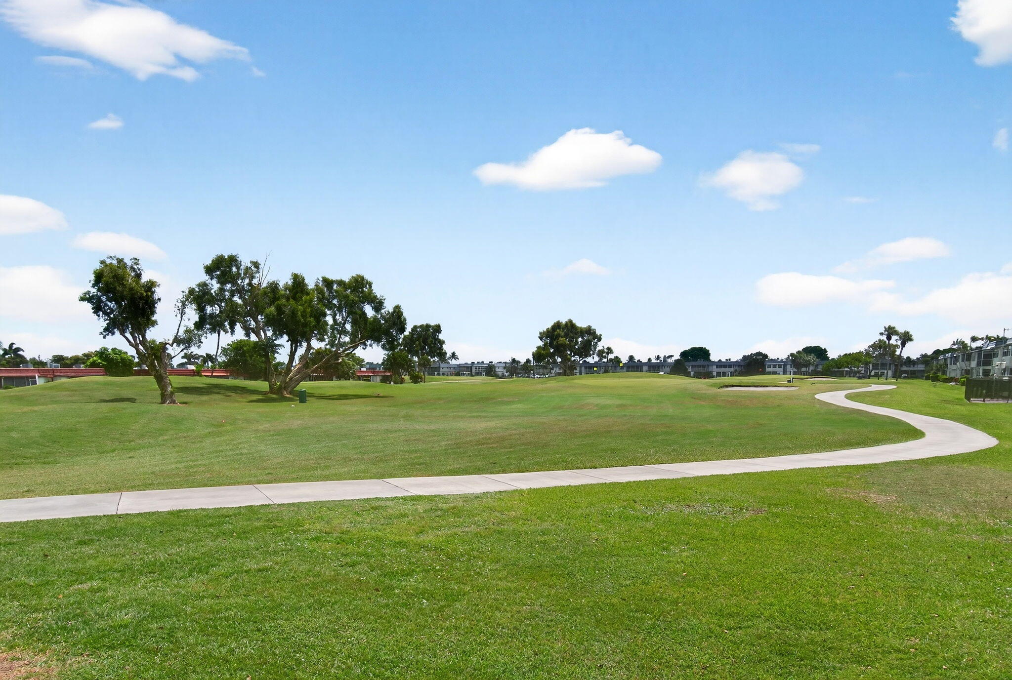 KINGS POINT - Residential