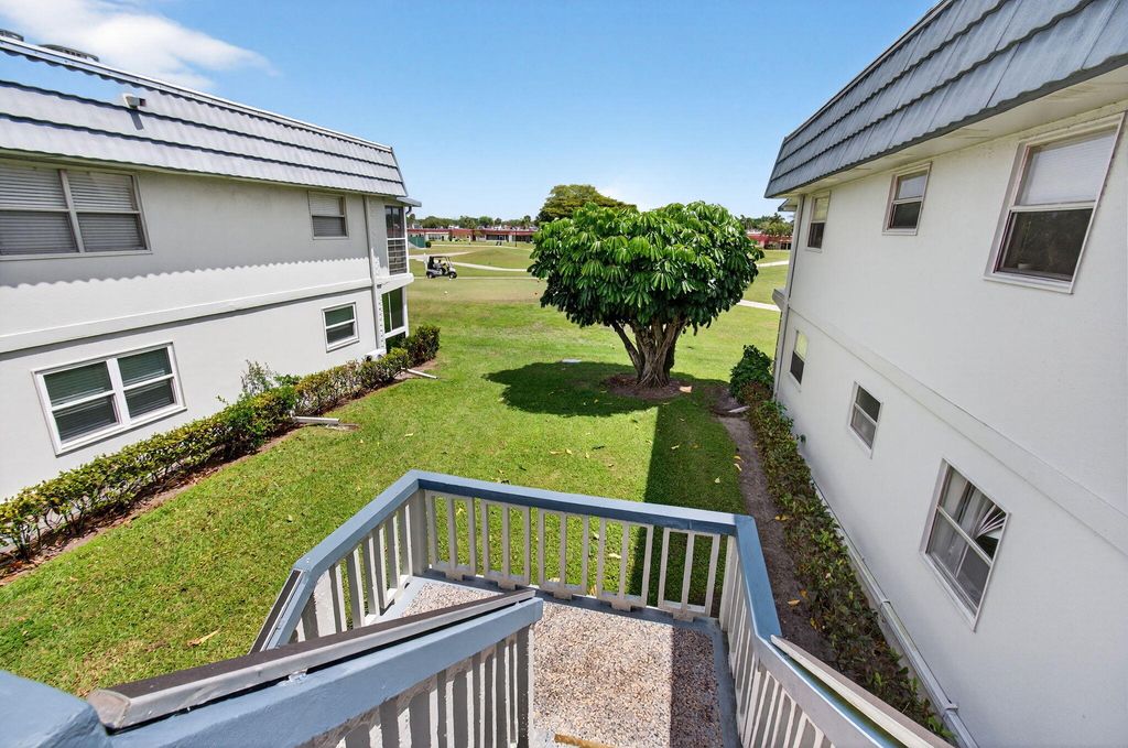 Photo of 186 Tuscany C Park, Delray Beach, FL 33446 (MLS # B26011053)