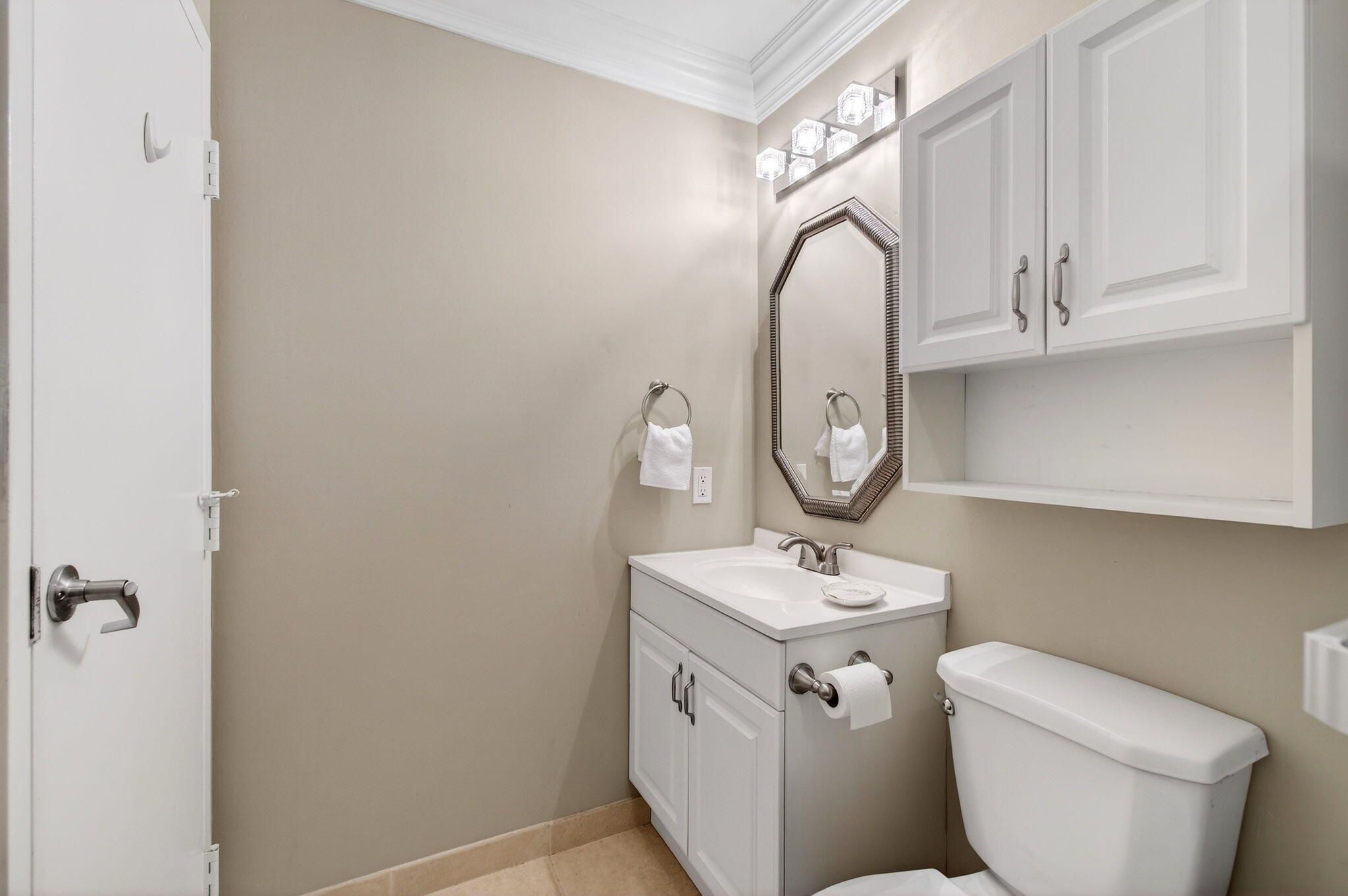 KINGS POINT - Residential