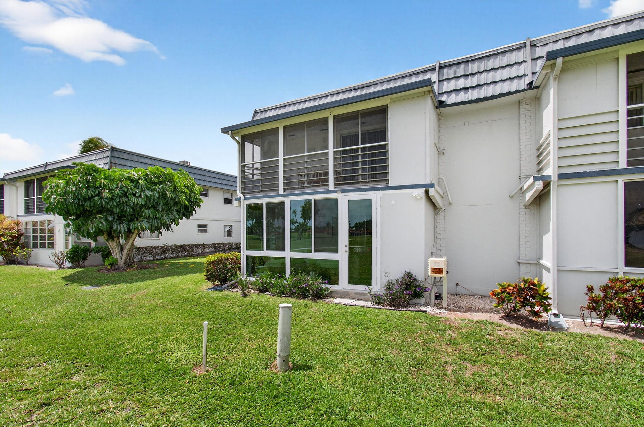 KINGS POINT - Residential