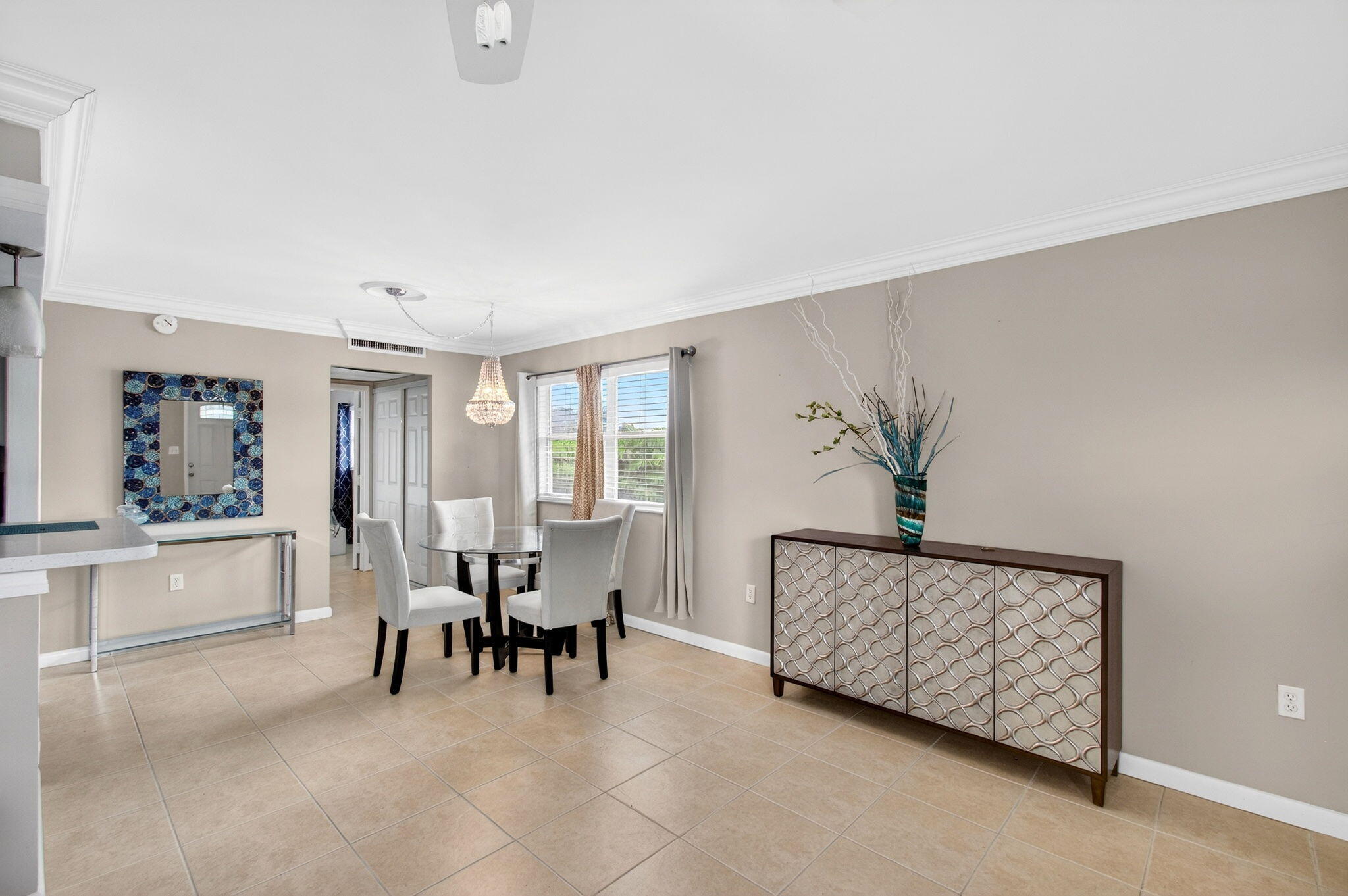 KINGS POINT - Residential