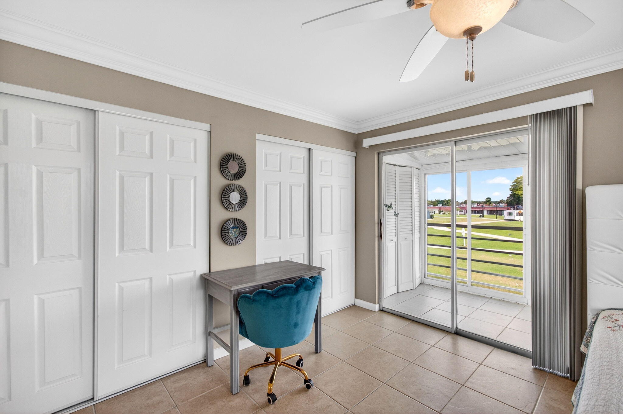 KINGS POINT - Residential