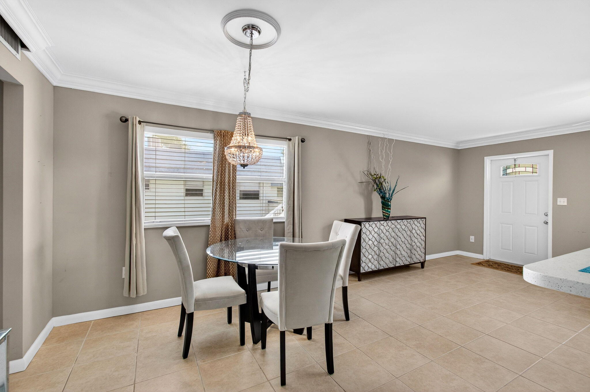 KINGS POINT - Residential