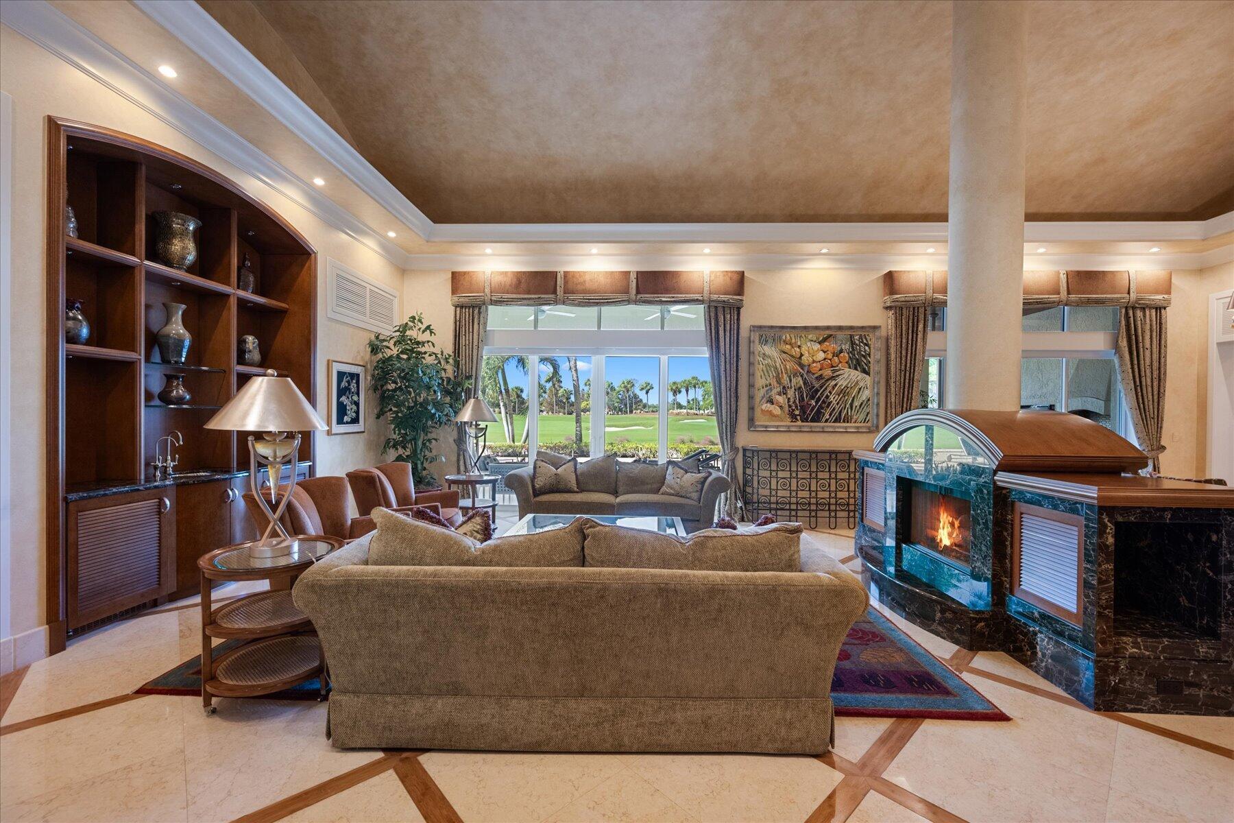 LOXAHATCHEE CLUB AT MAPLE - Residential