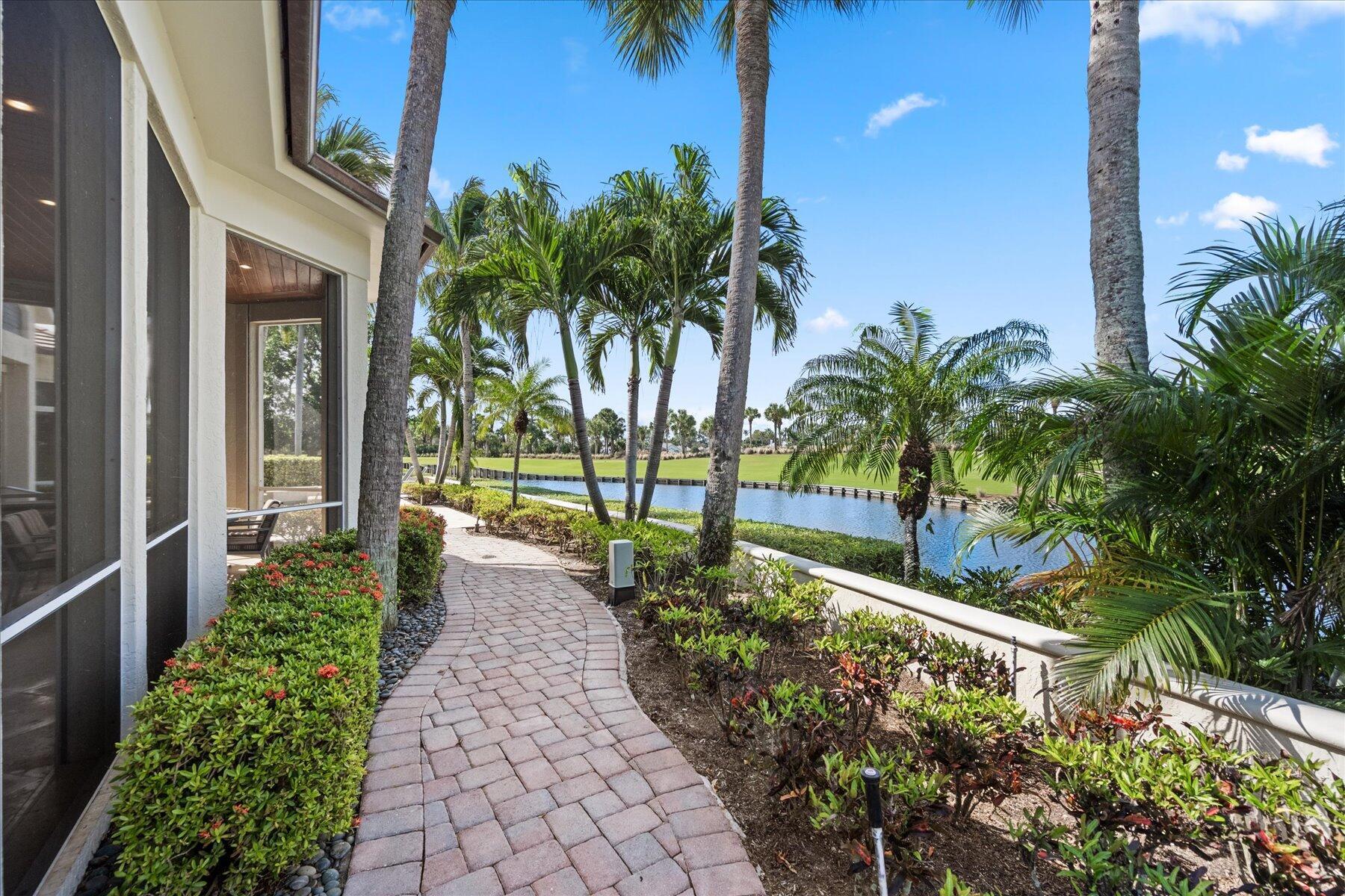 LOXAHATCHEE CLUB AT MAPLE - Residential