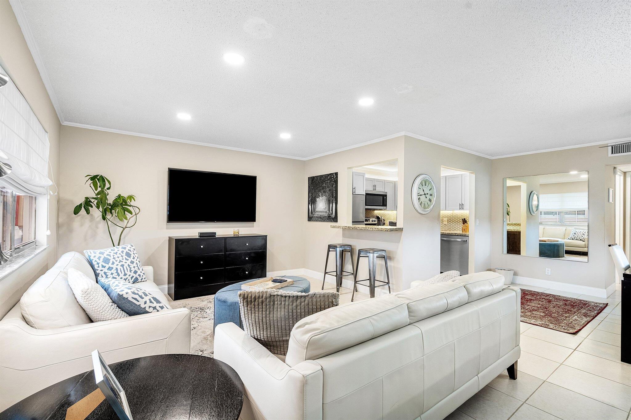 KINGS POINT BRITTANY COND - Residential Lease