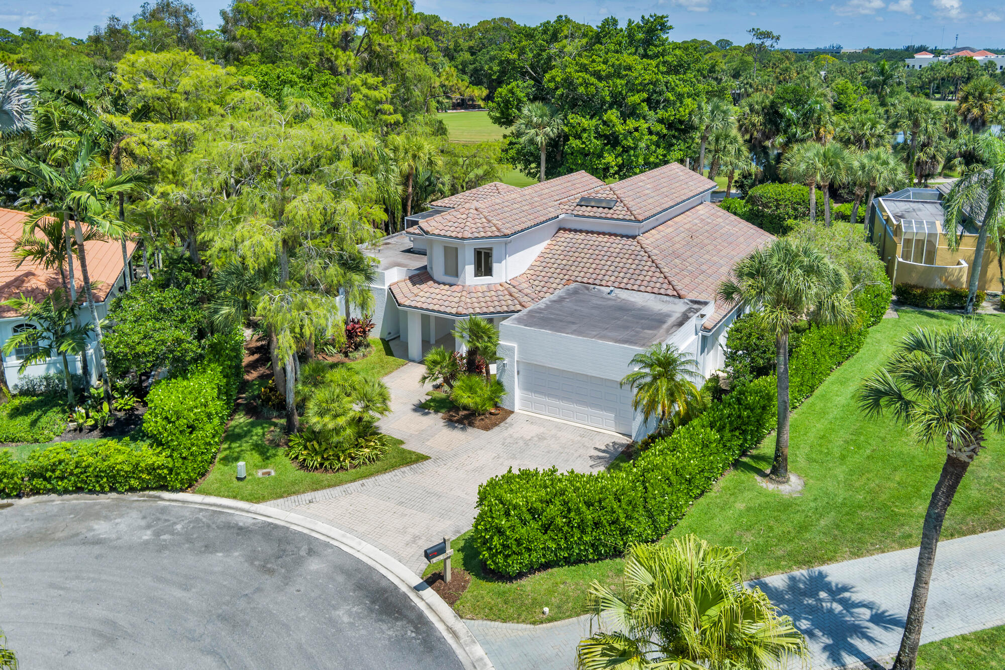 1084 Seagull Park Road S