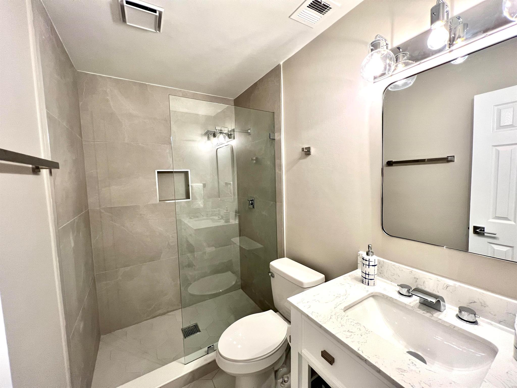 SHEFFIELD WOODS AT WELLINGTON CONDO - Residential