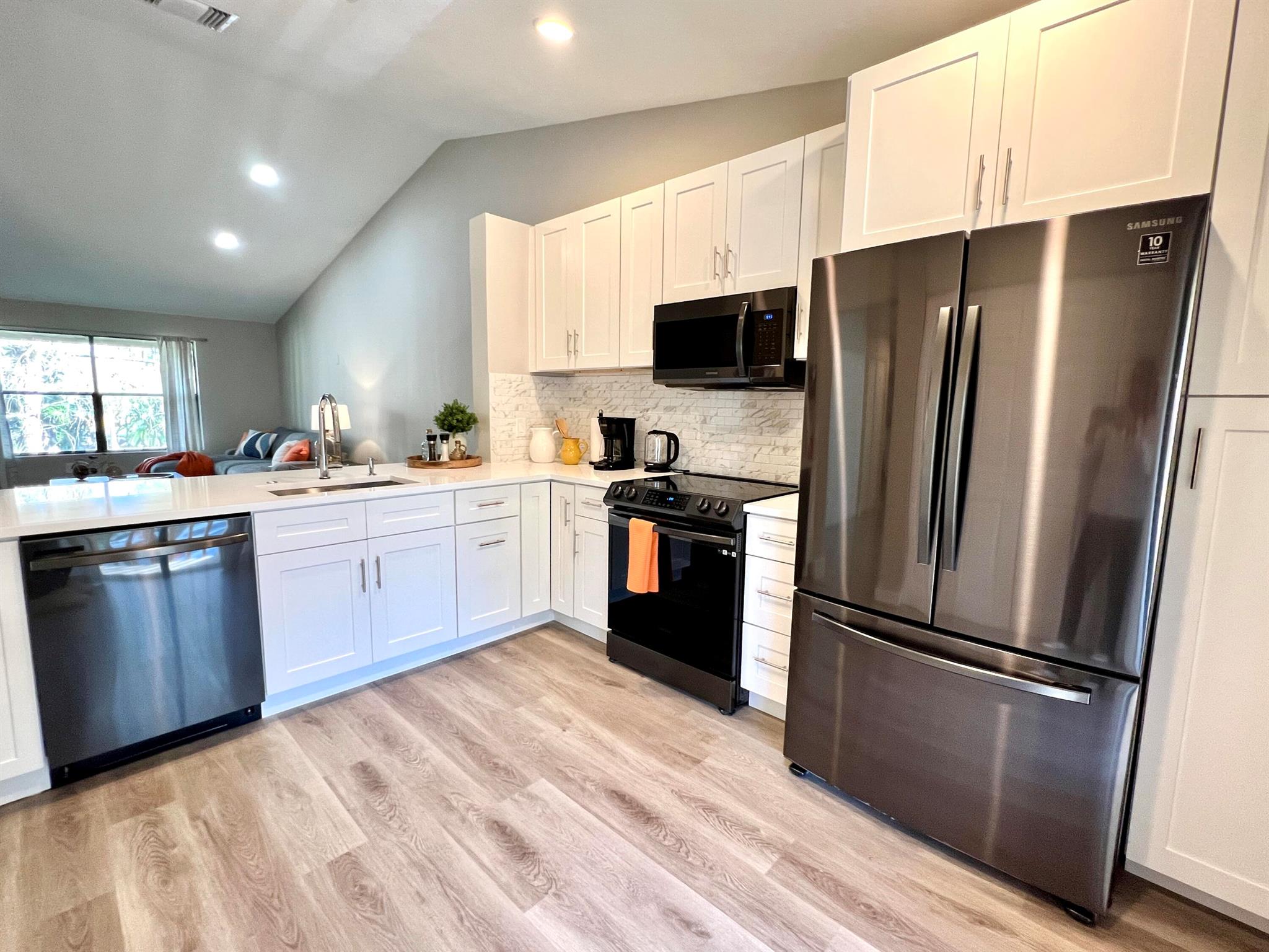 SHEFFIELD WOODS AT WELLINGTON CONDO - Residential