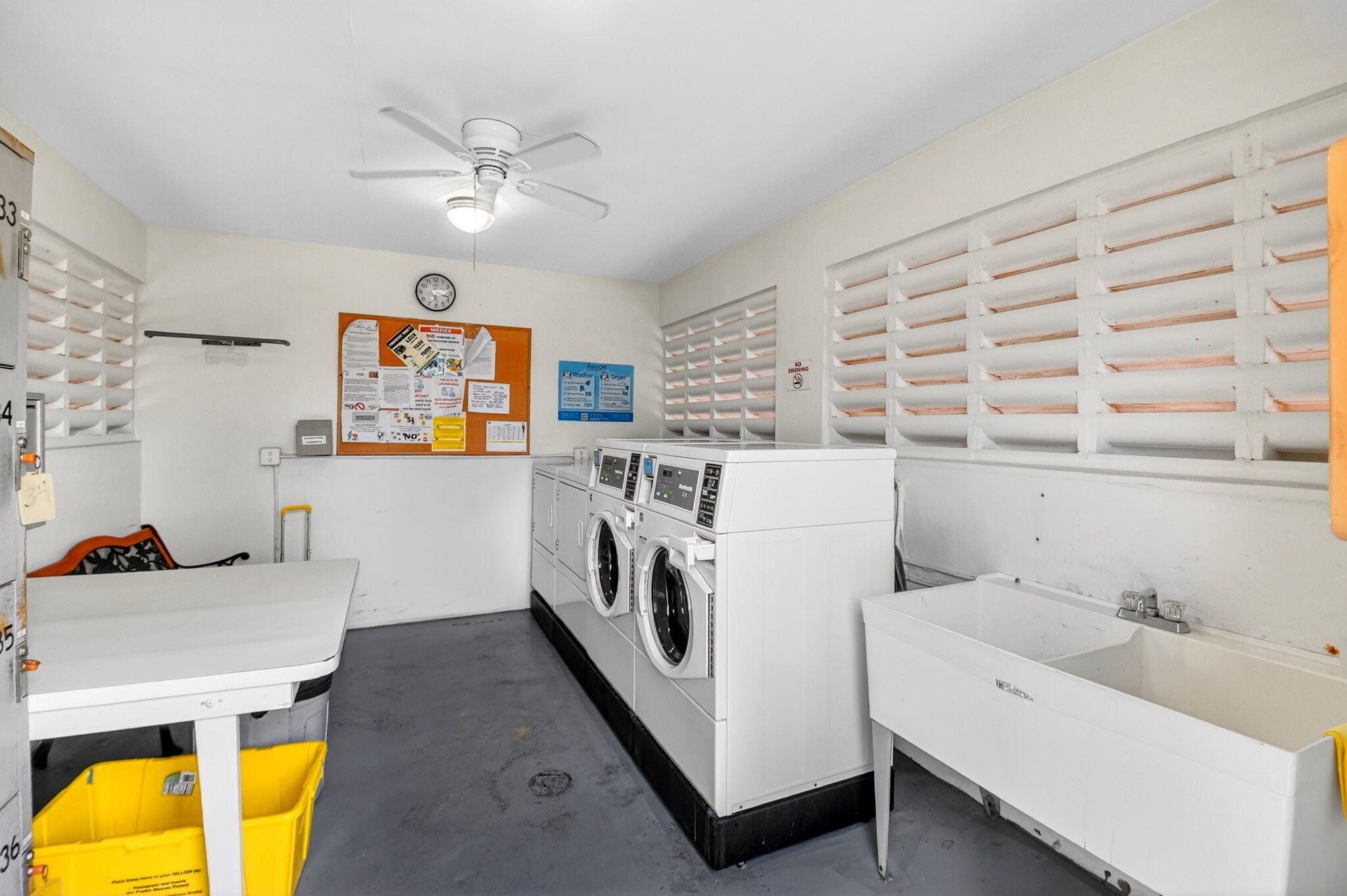 CRESTHAVEN VILLAS CONDO 26 - Residential