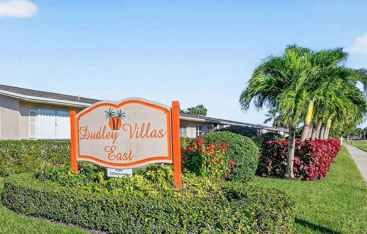 CRESTHAVEN VILLAS CONDO 26 - Residential