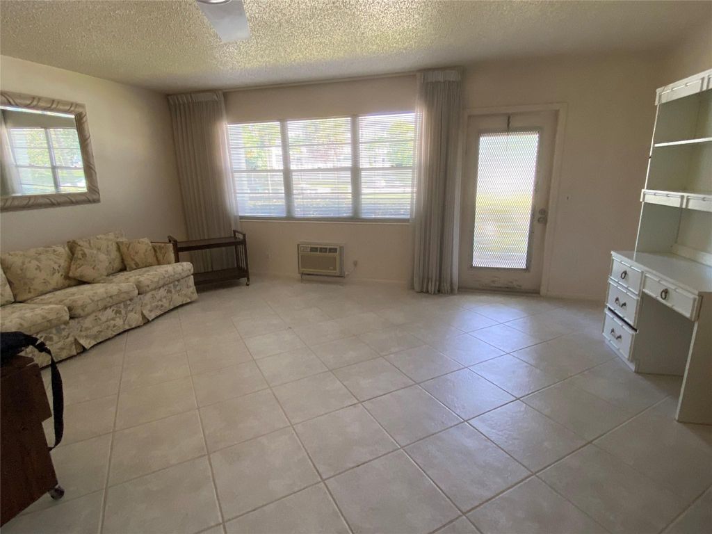 Photo of 148 Upminster G #148, Deerfield Beach, FL 33442 (MLS # F10517026)