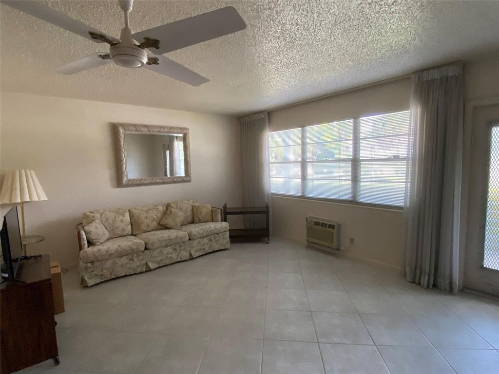 Photo of 148 Upminster G #148, Deerfield Beach, FL 33442 (MLS # F10517026)