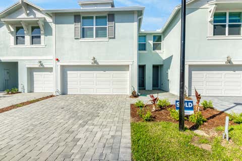 Featured picture for the property R11167476