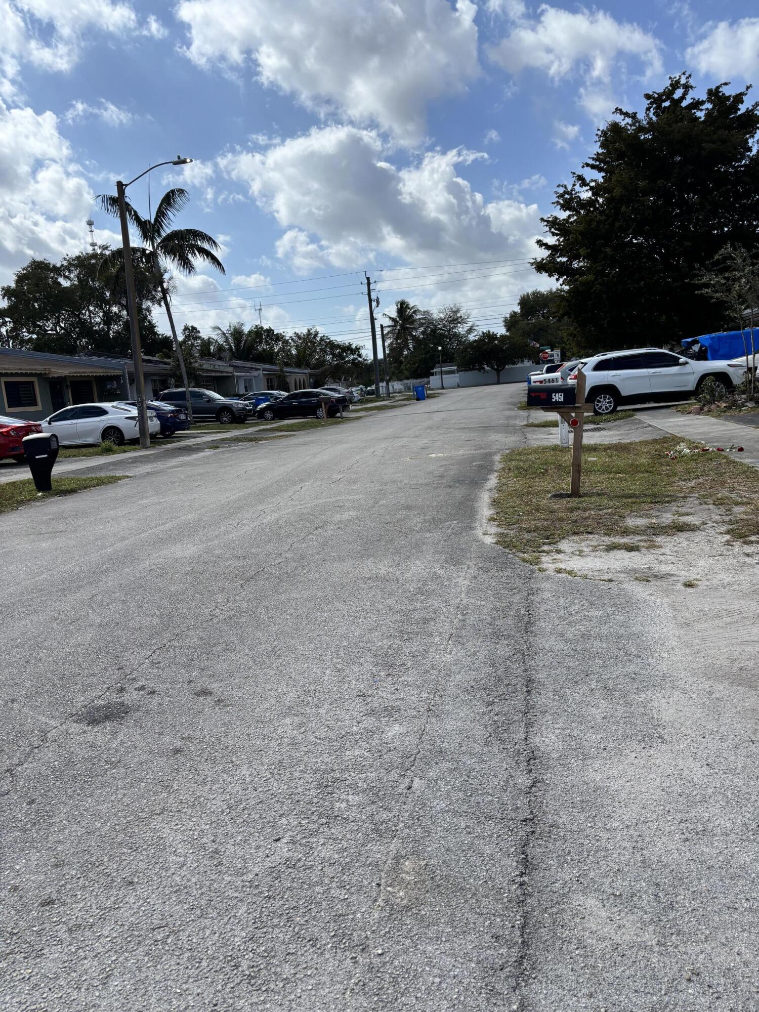 LYNN PARK REPLAT - Residential