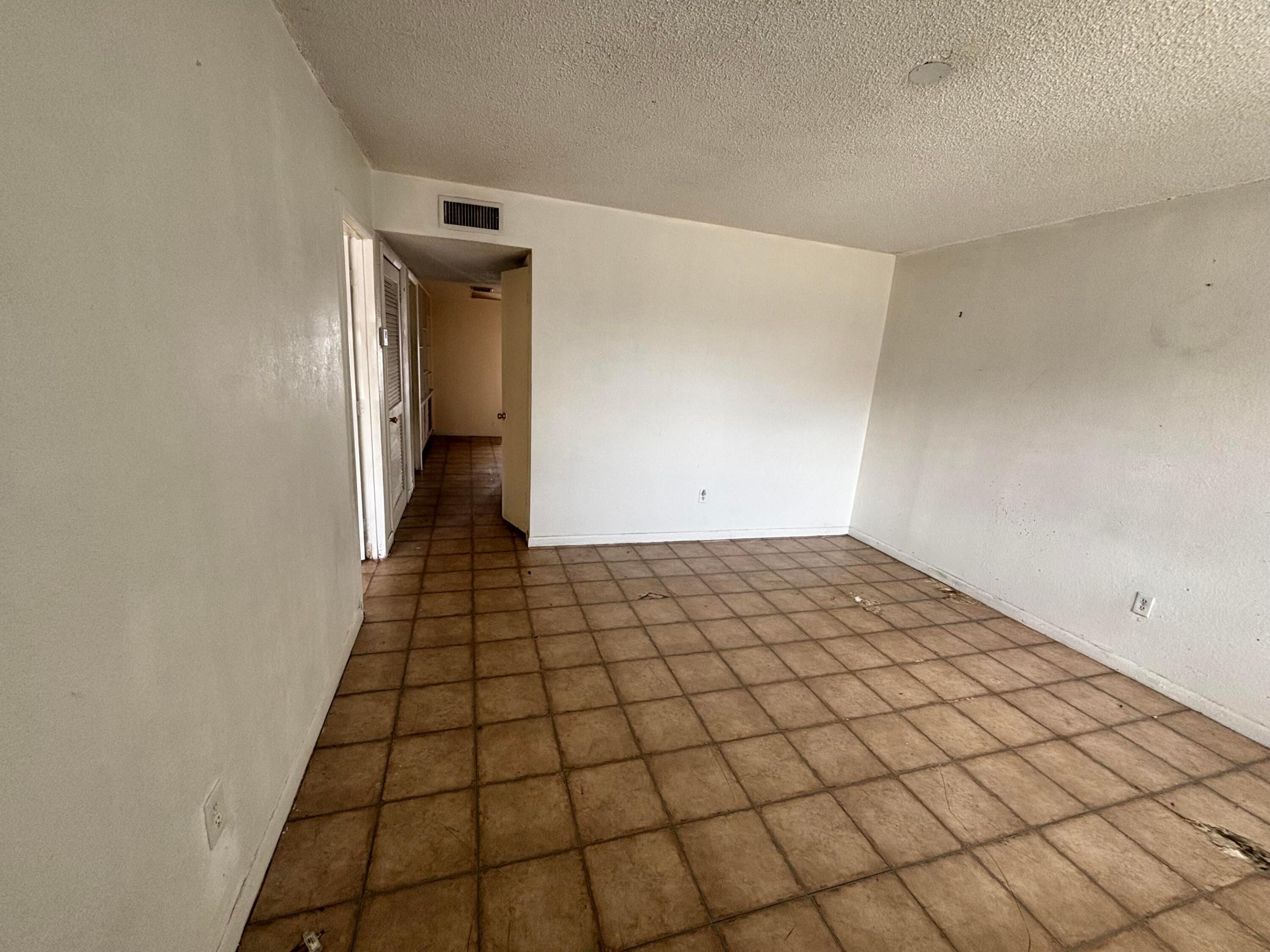 LYNN PARK REPLAT - Residential