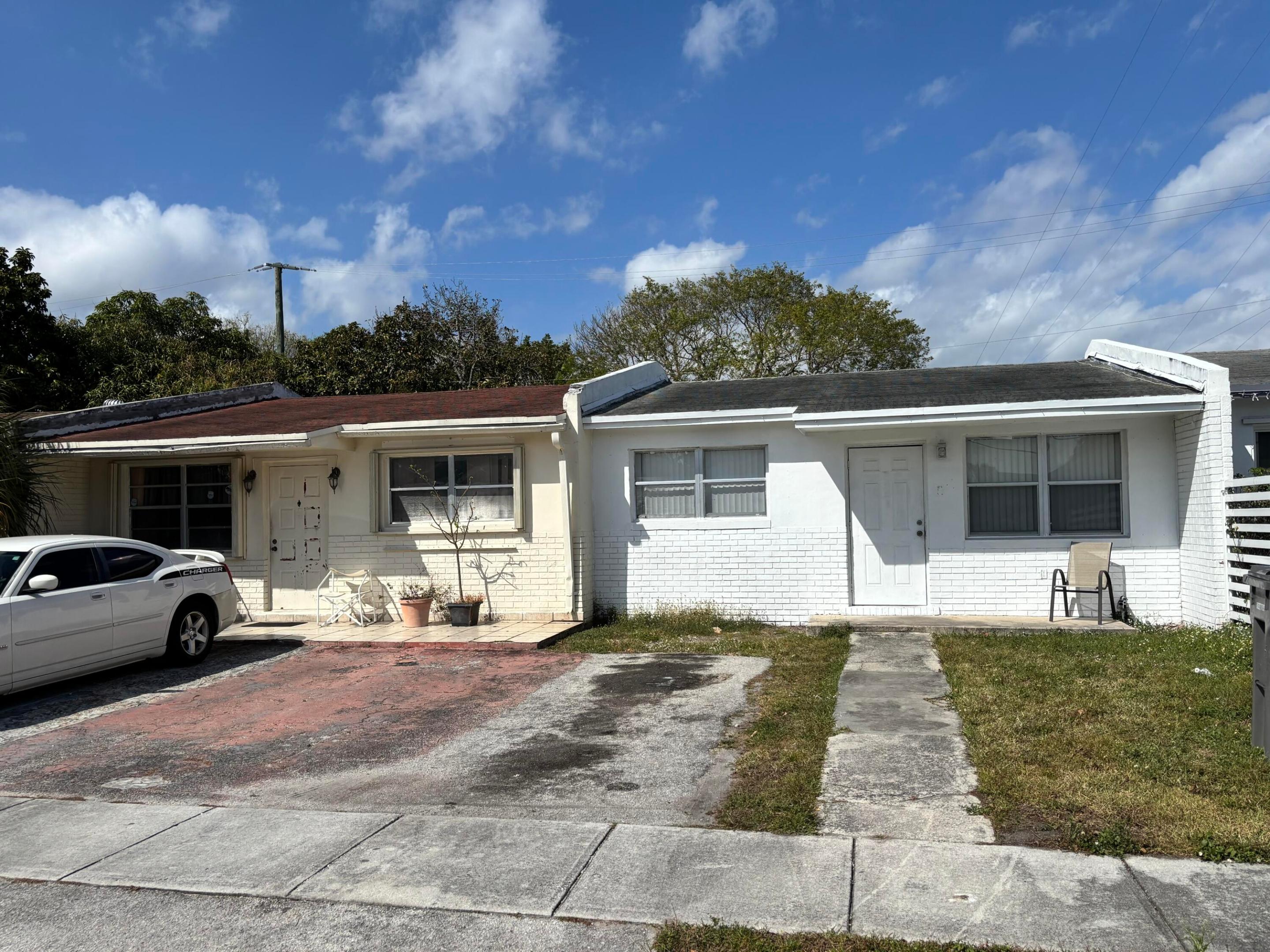 LYNN PARK REPLAT - Residential