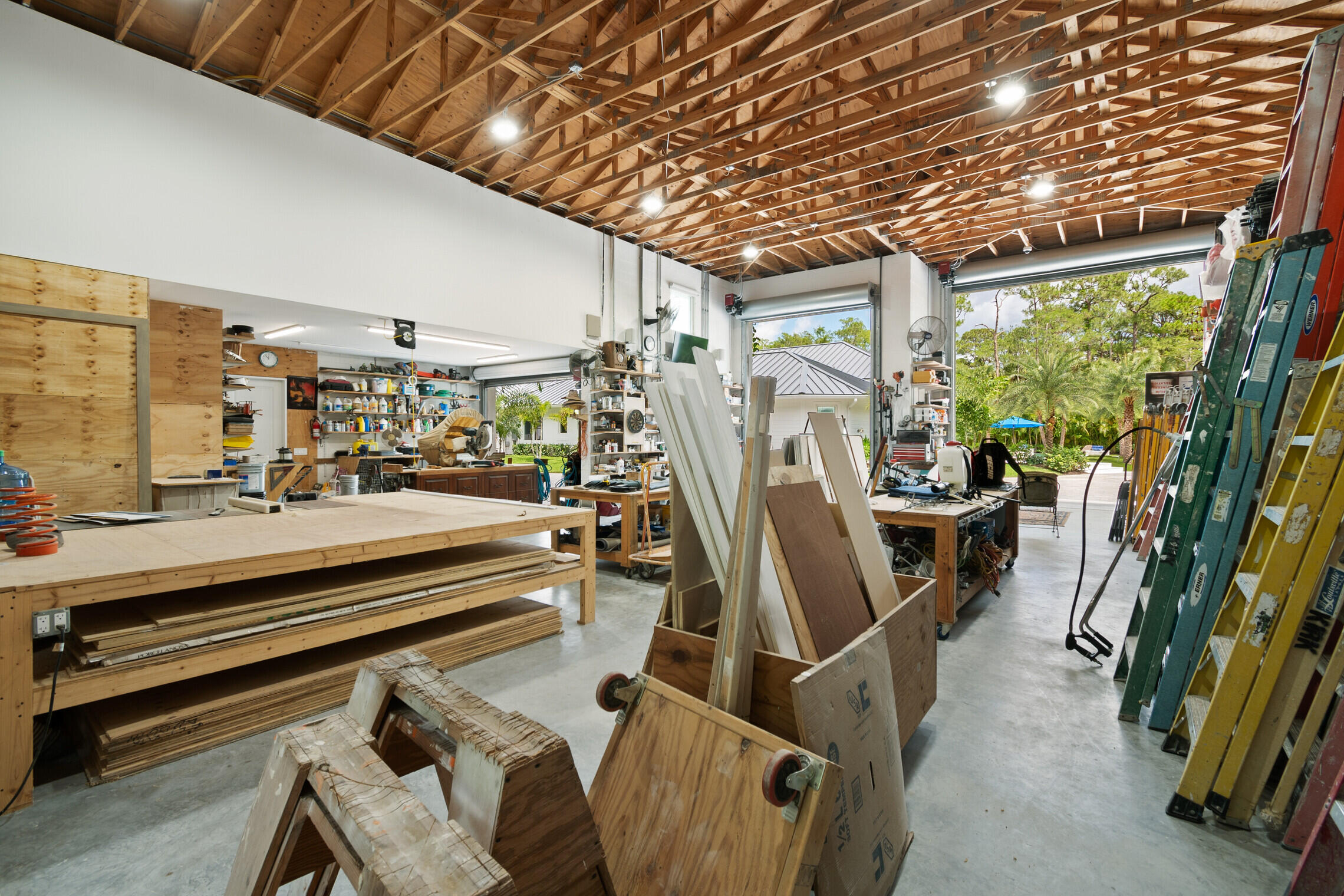 Palm Beach Country Estate - Residential