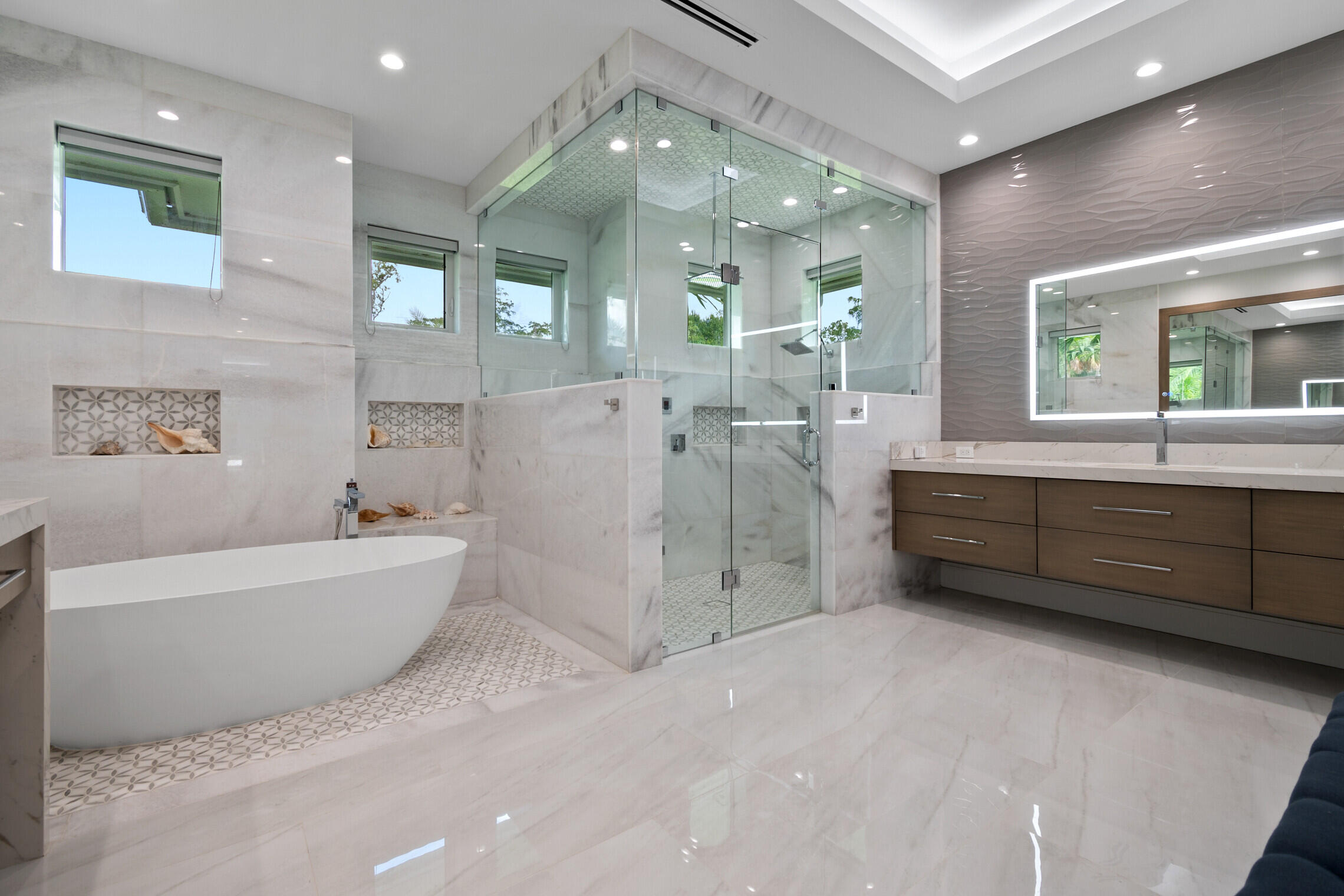 Palm Beach Country Estate - Residential