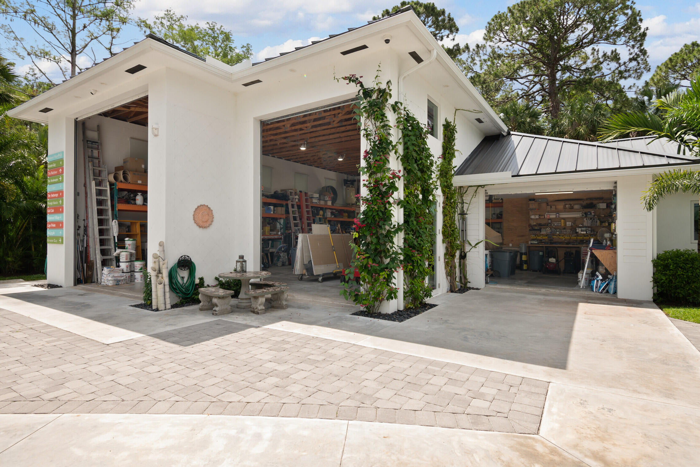 Palm Beach Country Estate - Residential