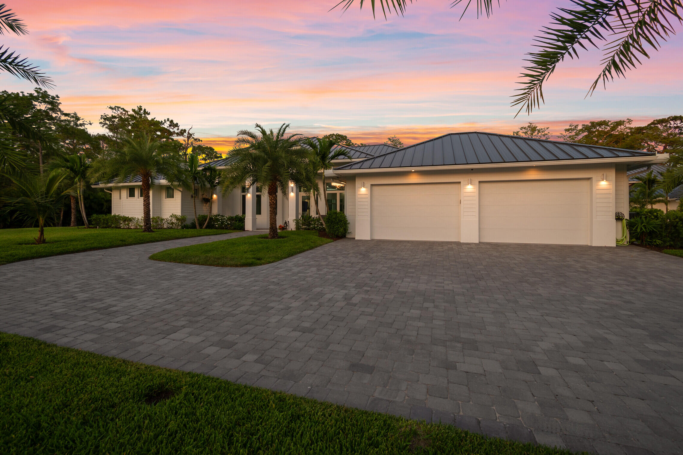 Palm Beach Country Estate - Residential