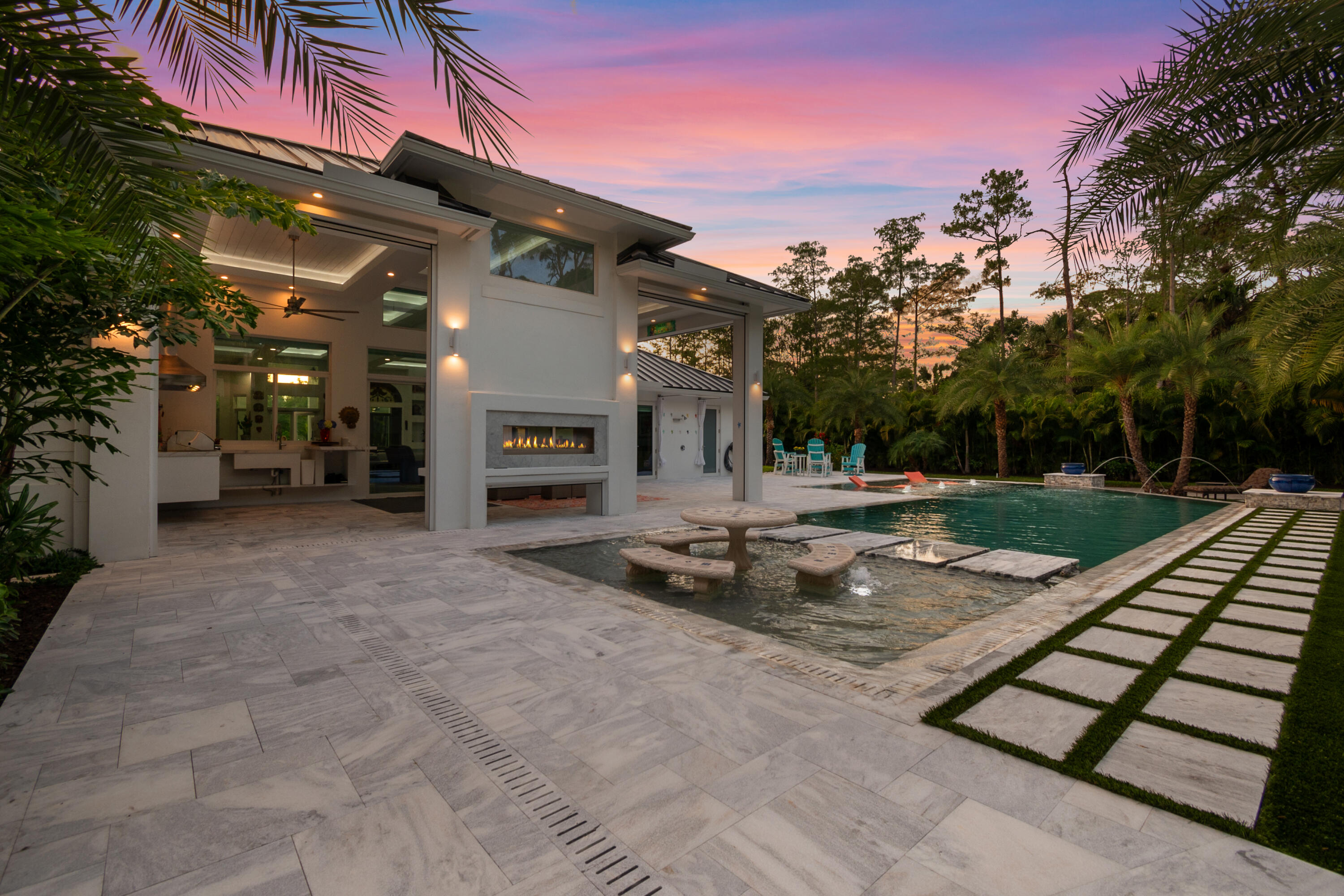 Palm Beach Country Estate - Residential