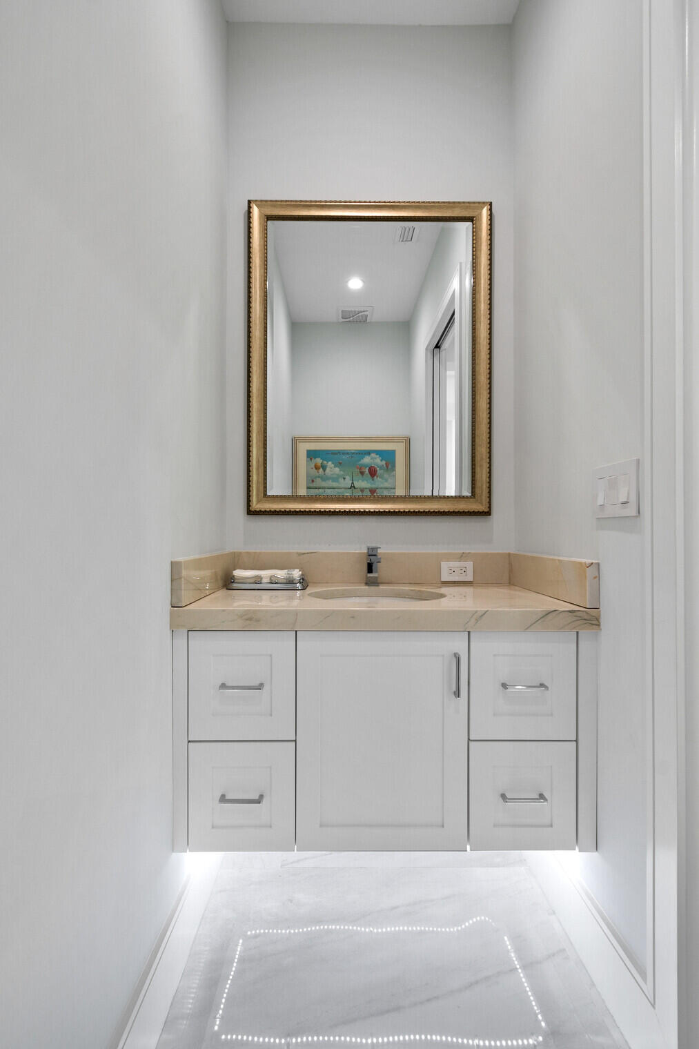 Palm Beach Country Estate - Residential