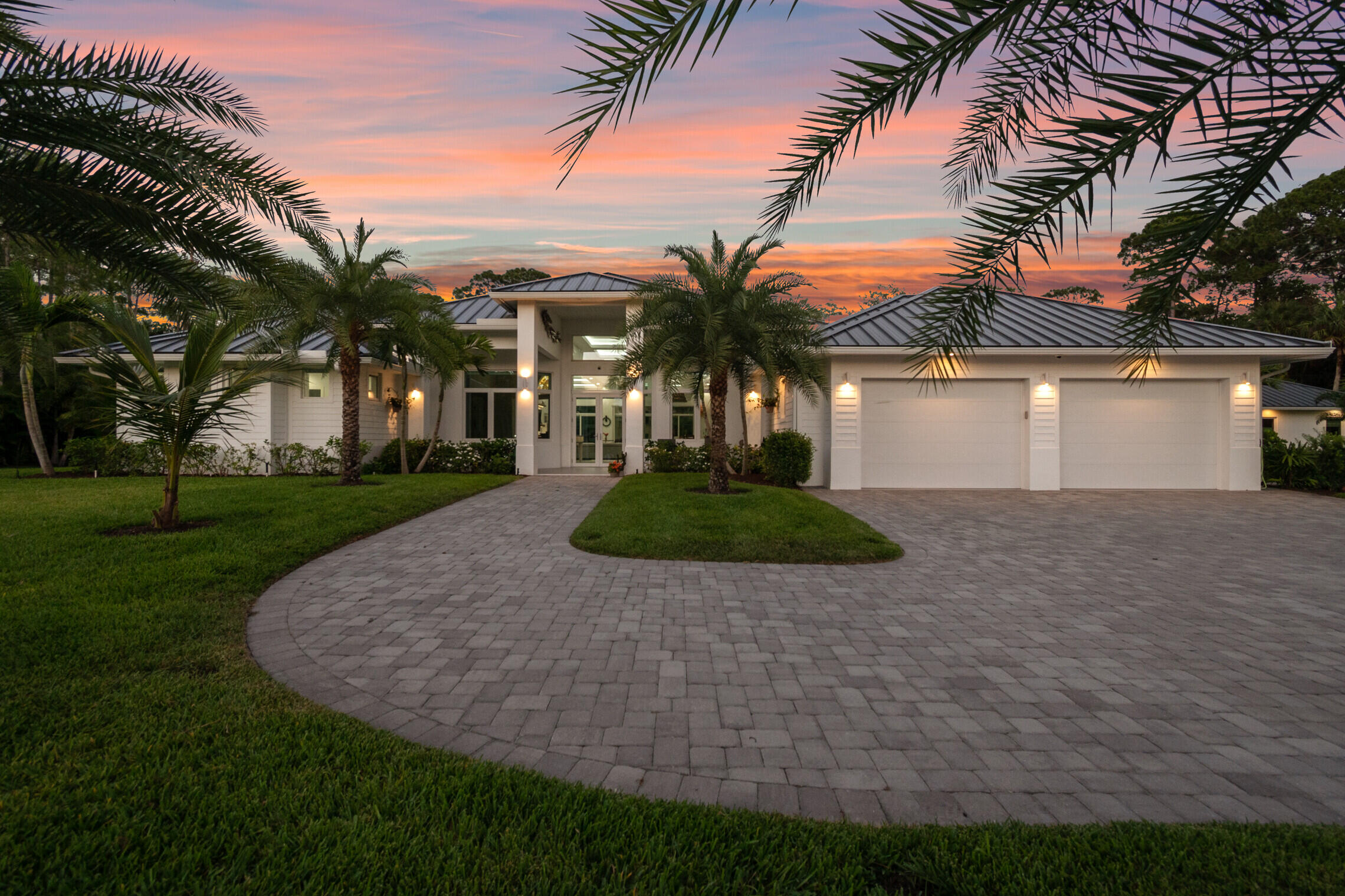 Palm Beach Country Estate - Residential