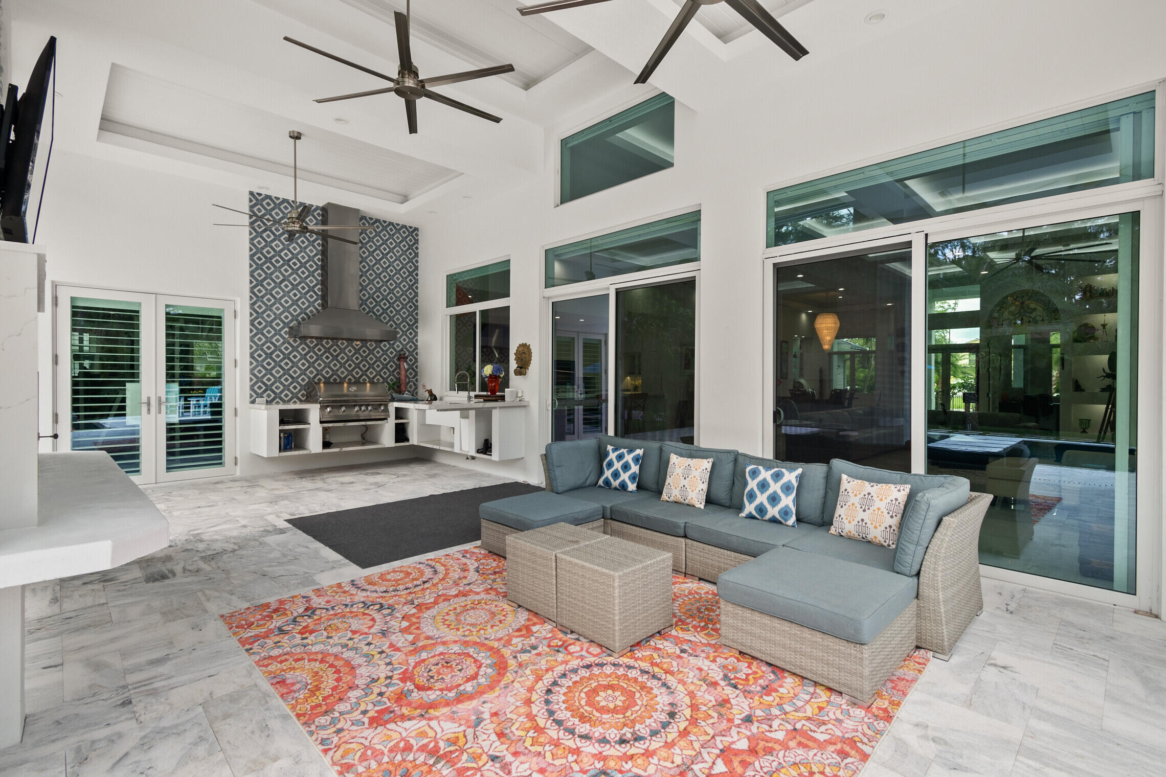 Palm Beach Country Estate - Residential