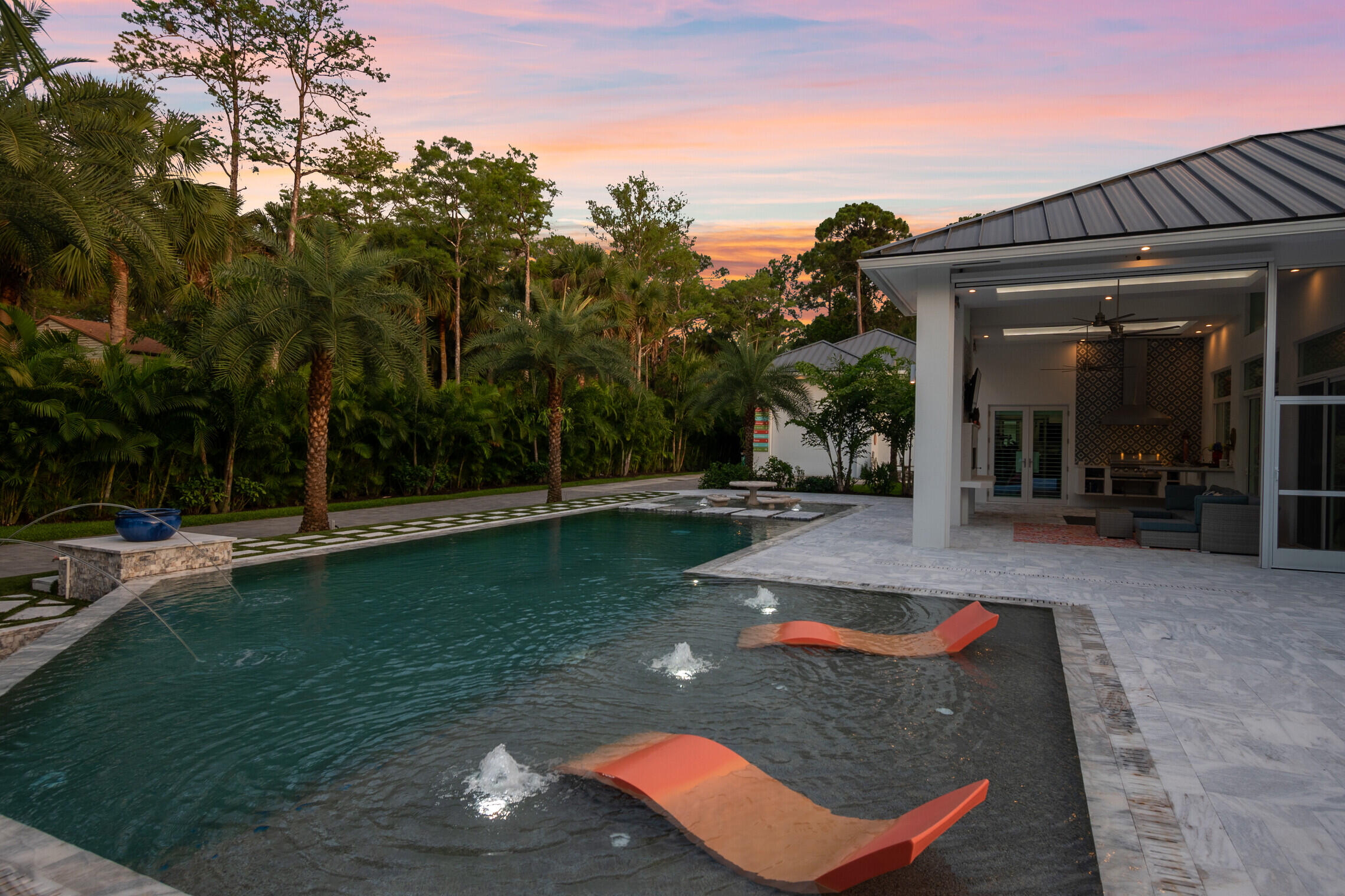 Palm Beach Country Estate - Residential