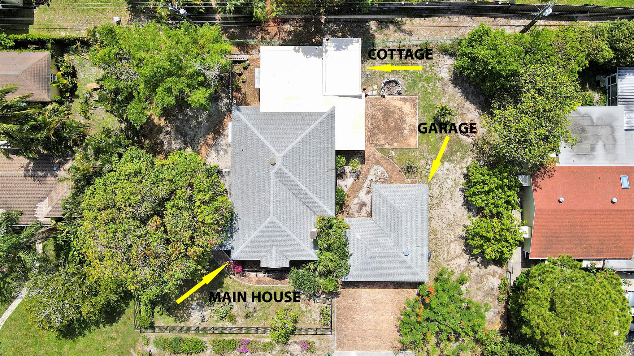 1709 N Palmway