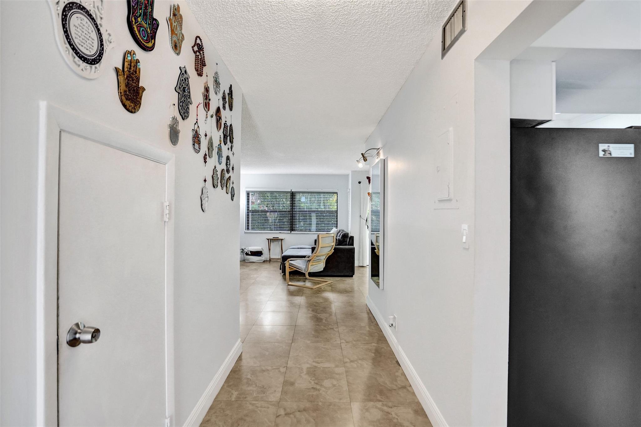 45 Seville Cir 4-47