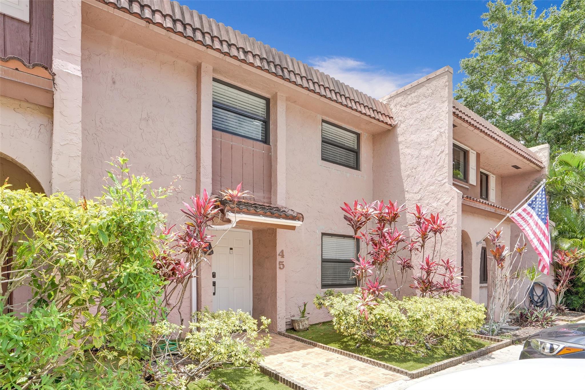 45 Seville Cir 4-47