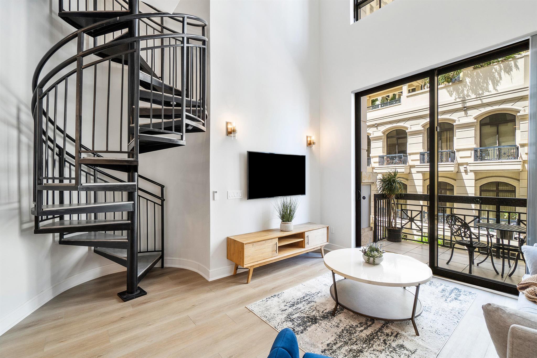 ONE CITY PLAZA CONDO - Residential