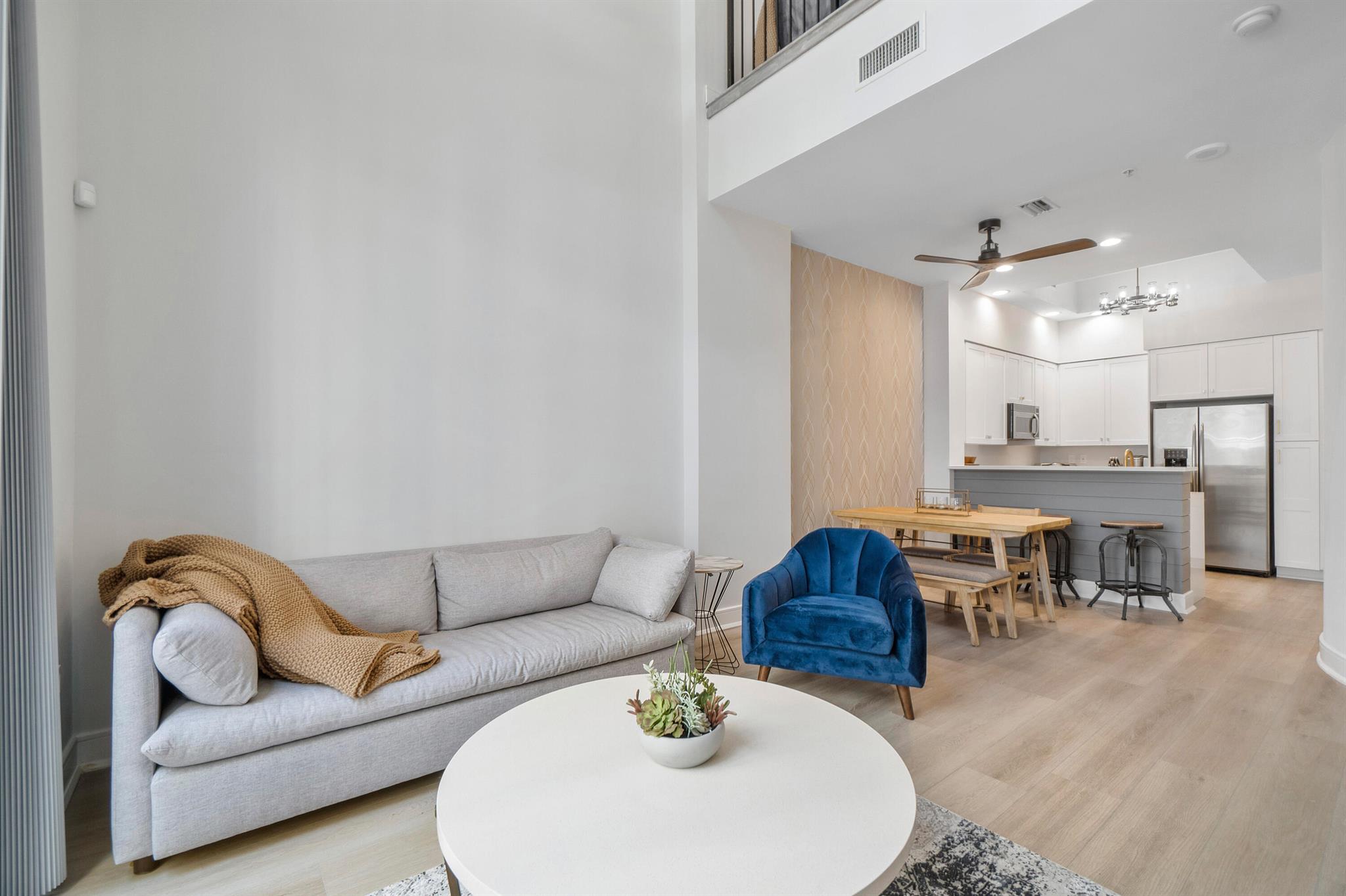 ONE CITY PLAZA CONDO - Residential