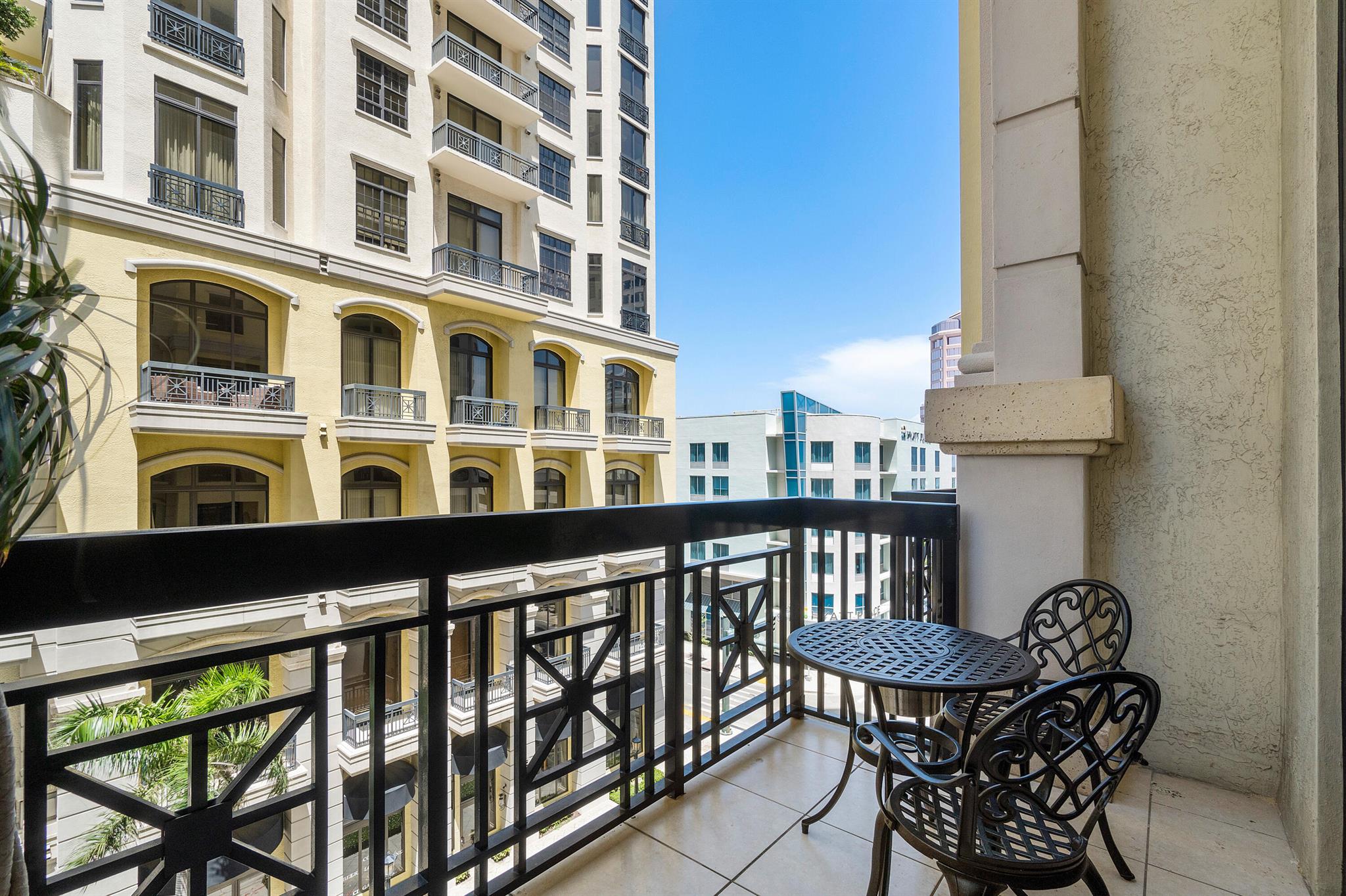 ONE CITY PLAZA CONDO - Residential